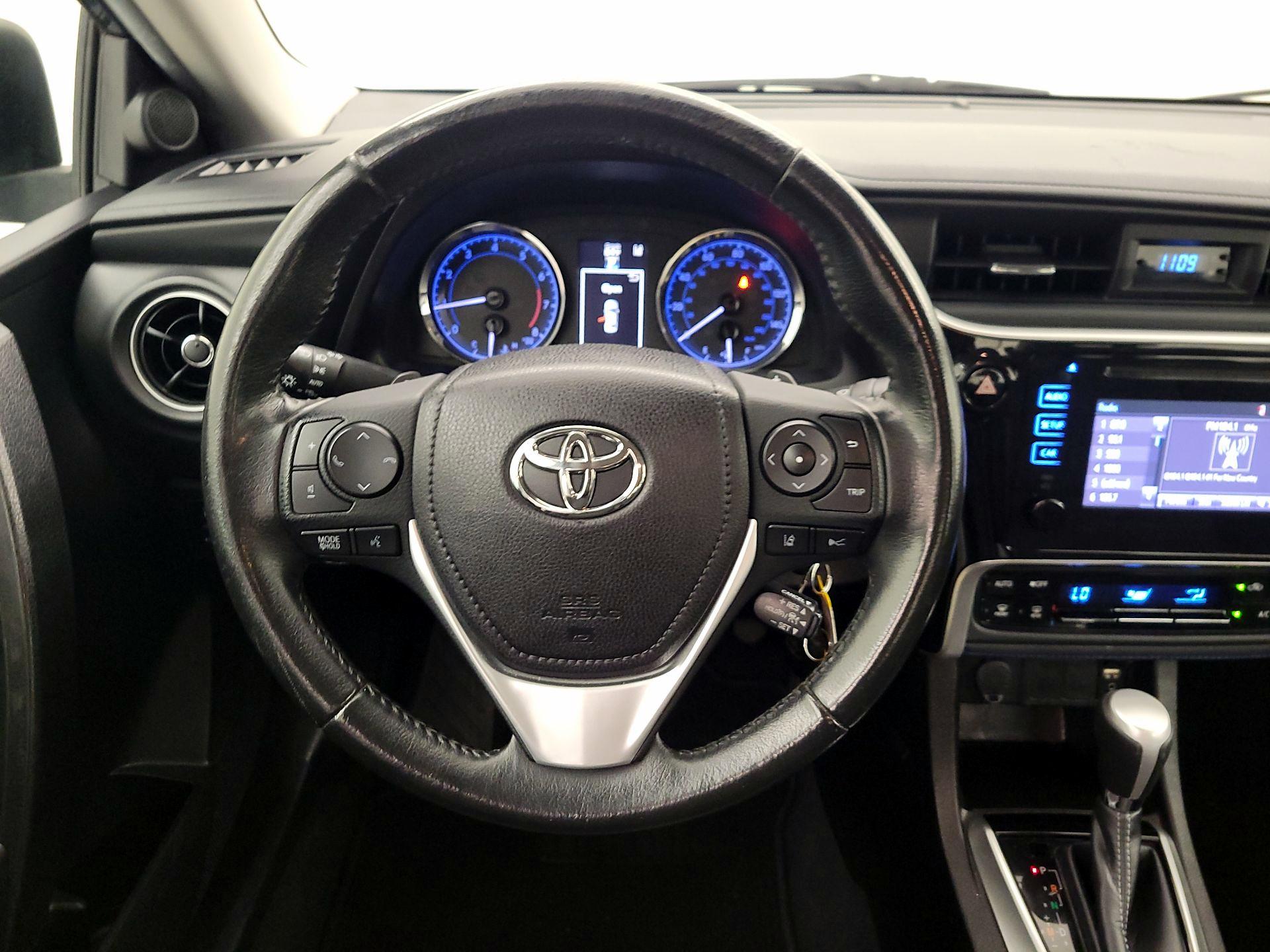 Thumbnail: 2019 Toyota Corolla - 10
