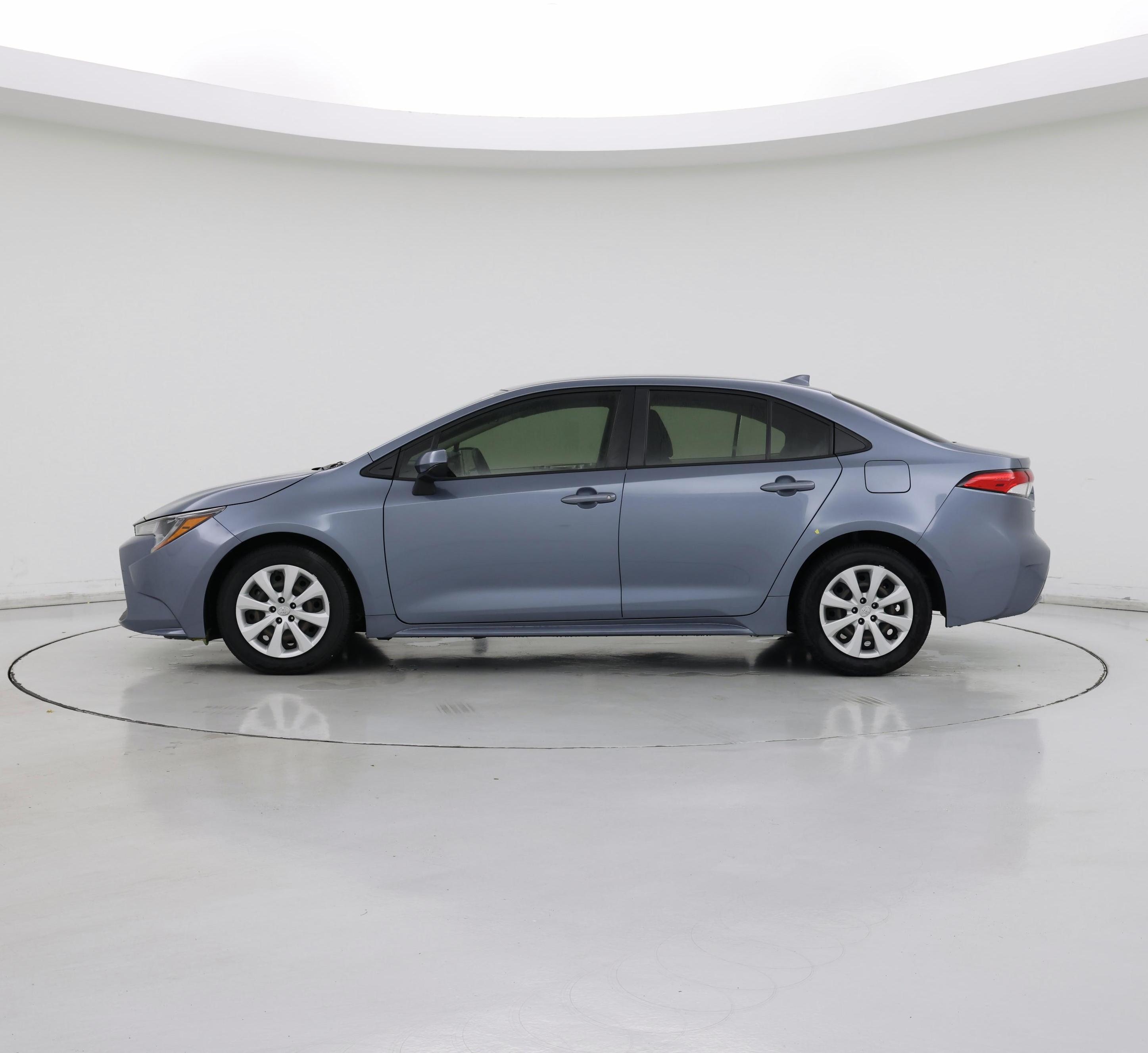Thumbnail: 2021 Toyota Corolla - 3