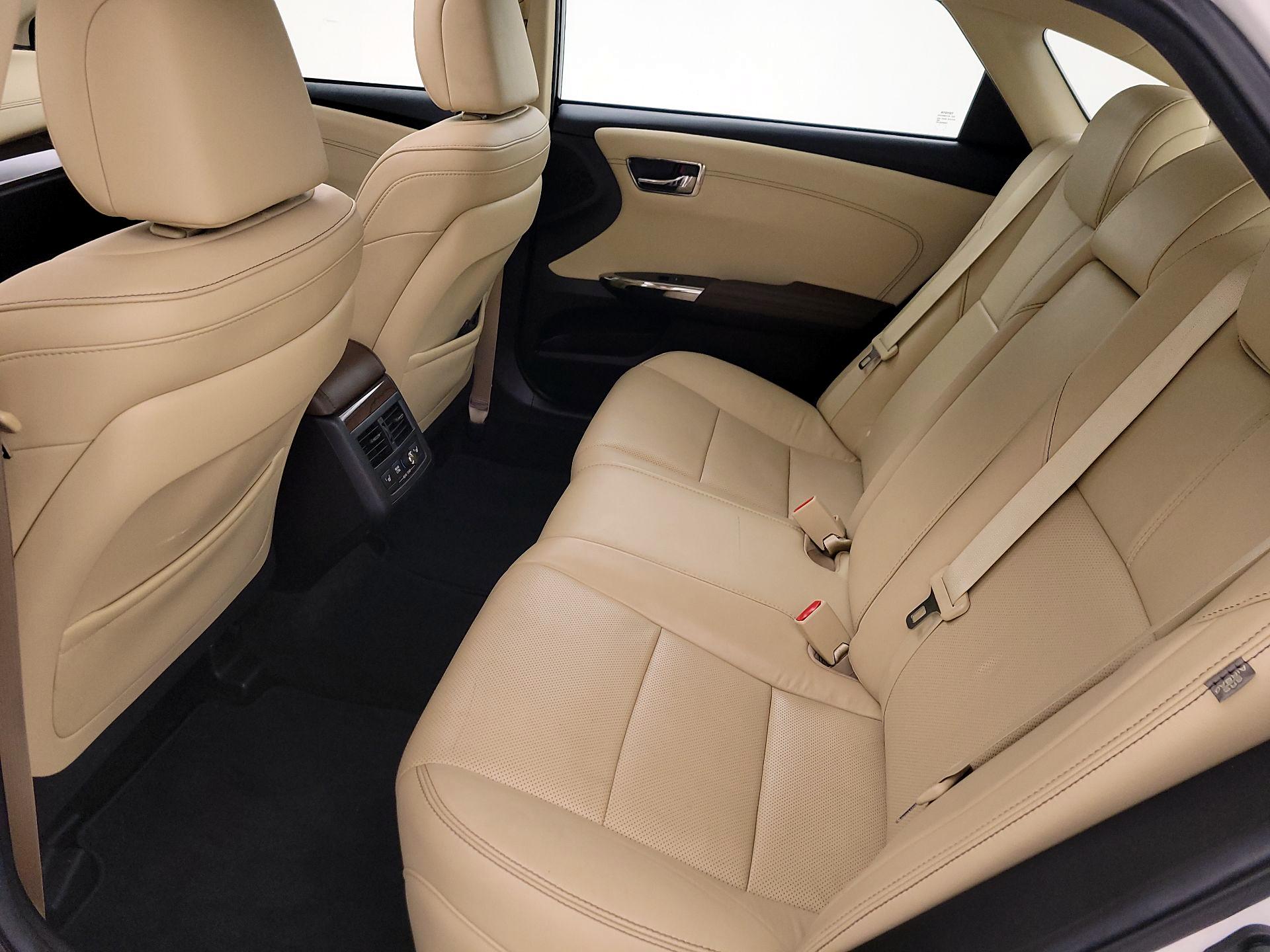 Thumbnail: 2015 Toyota Avalon - 20