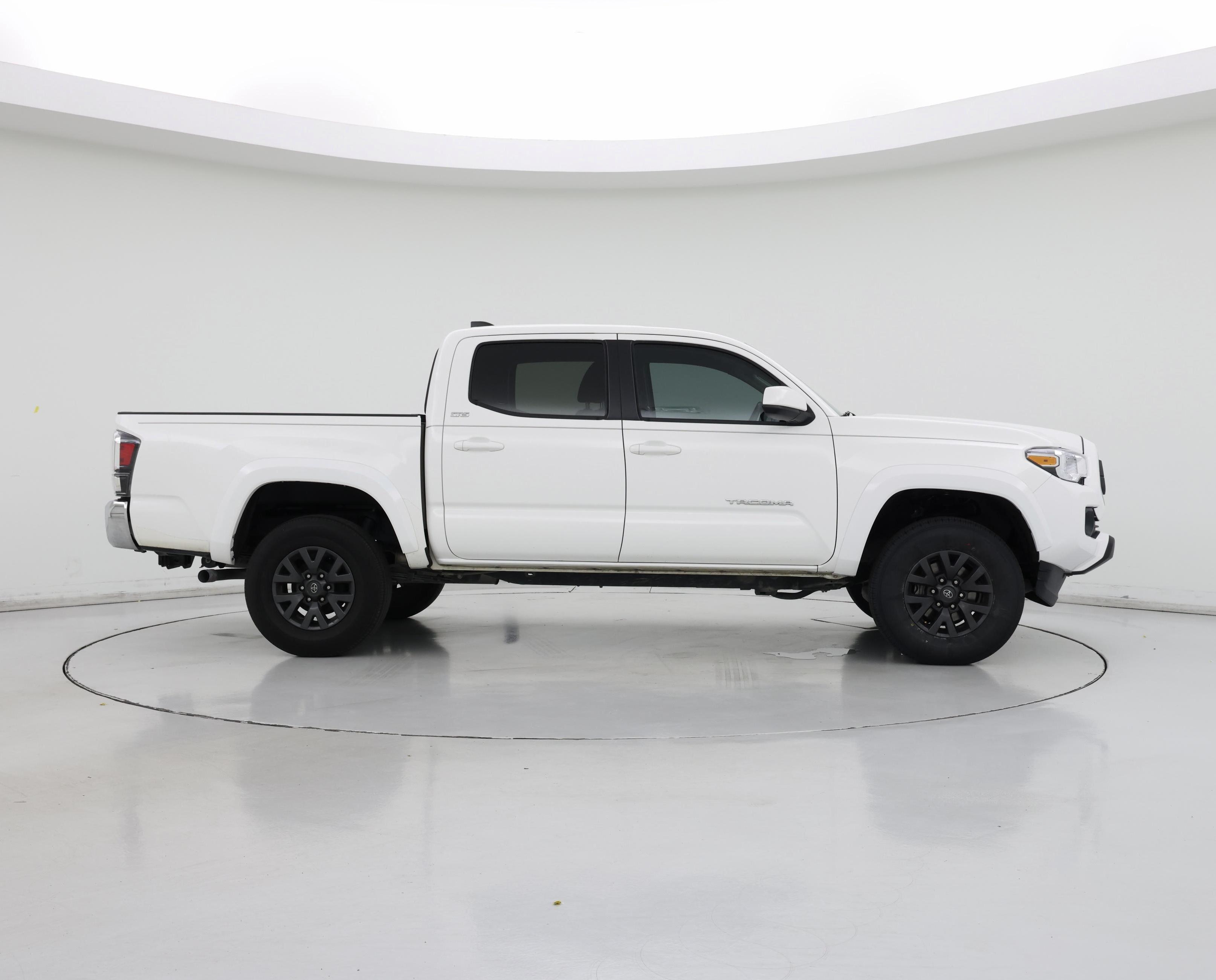 Thumbnail: 2021 Toyota Tacoma - 7
