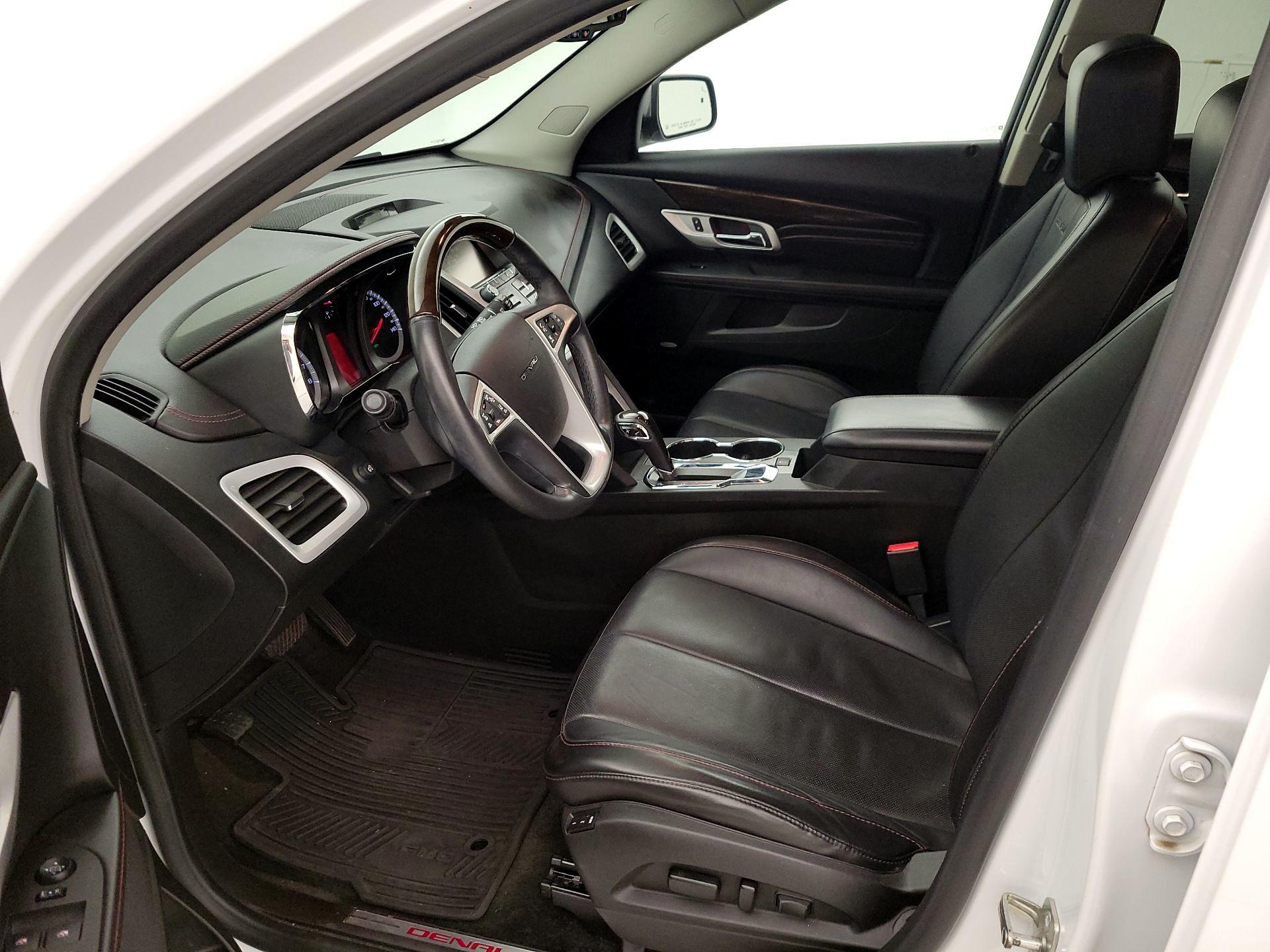 Thumbnail: 2015 GMC Terrain - 11