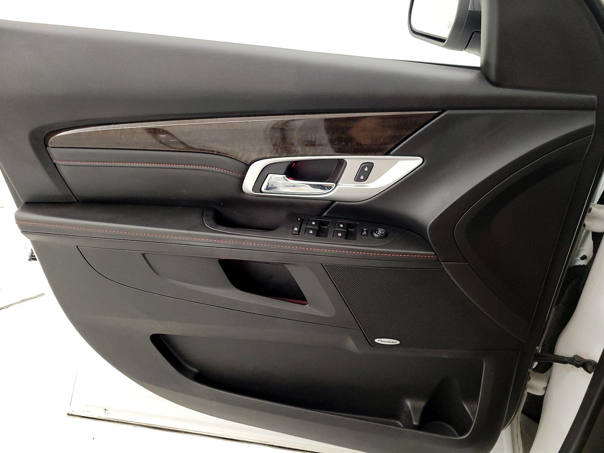 Thumbnail: 2015 GMC Terrain - 12