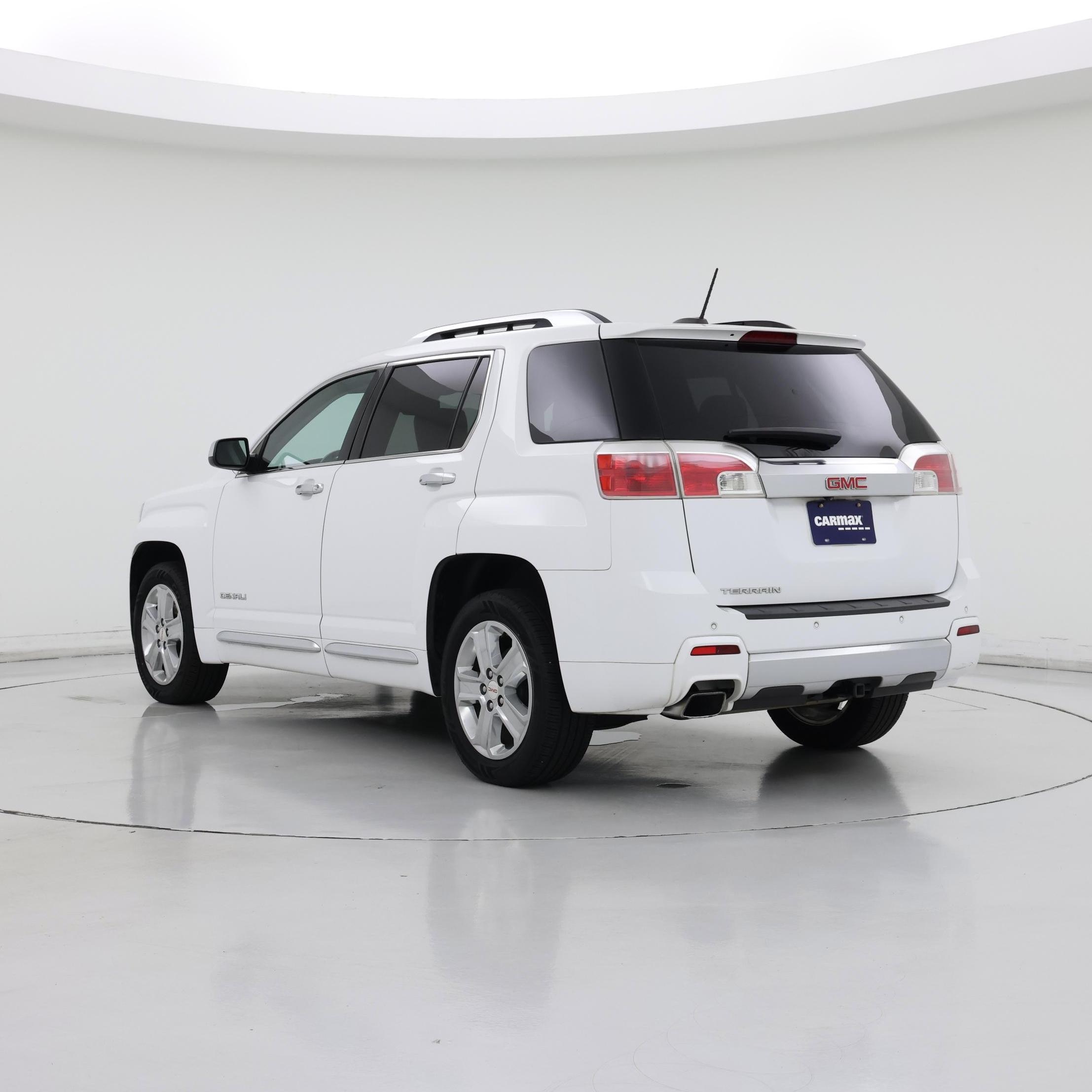 Thumbnail: 2015 GMC Terrain - 2