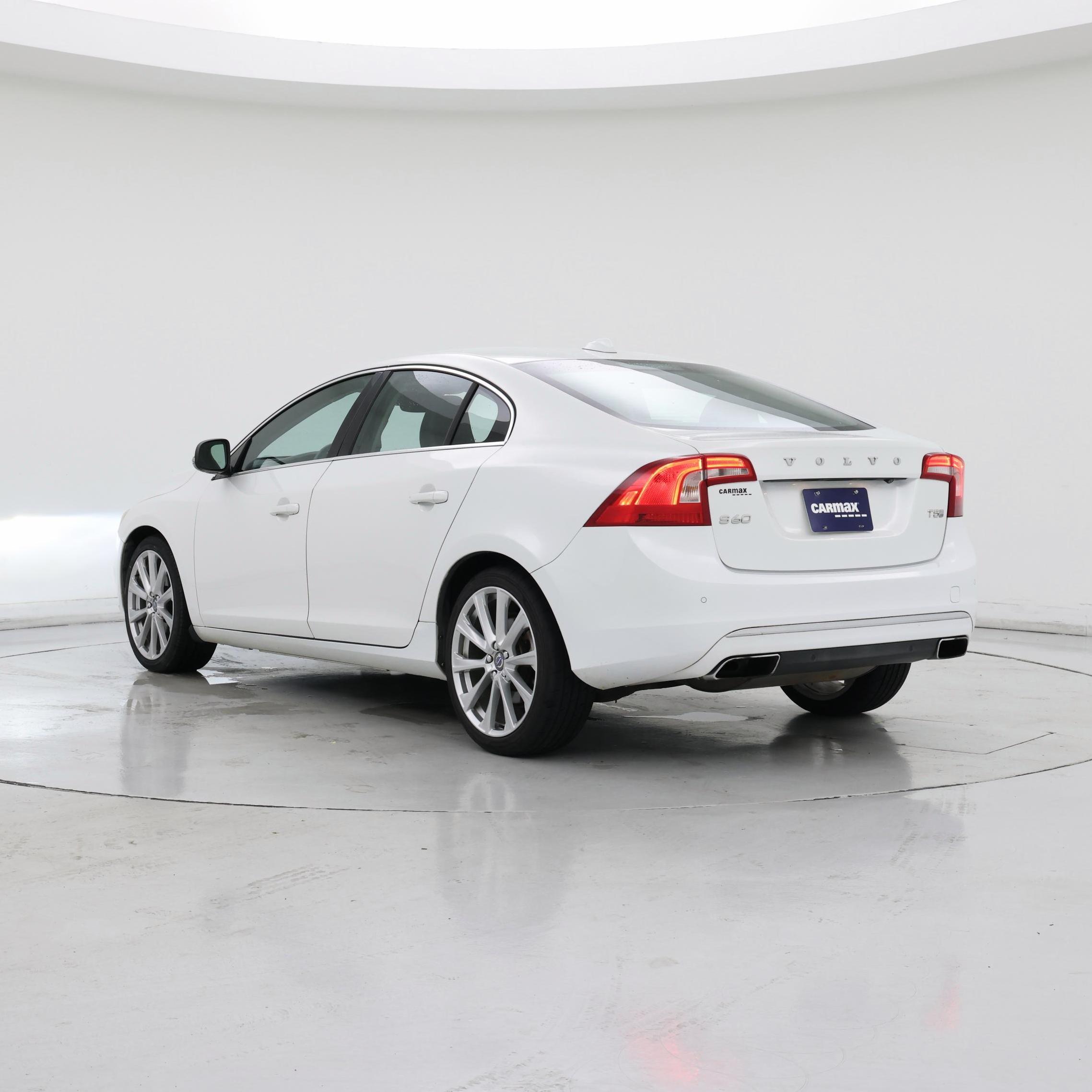 Thumbnail: 2016 Volvo S60 - 2