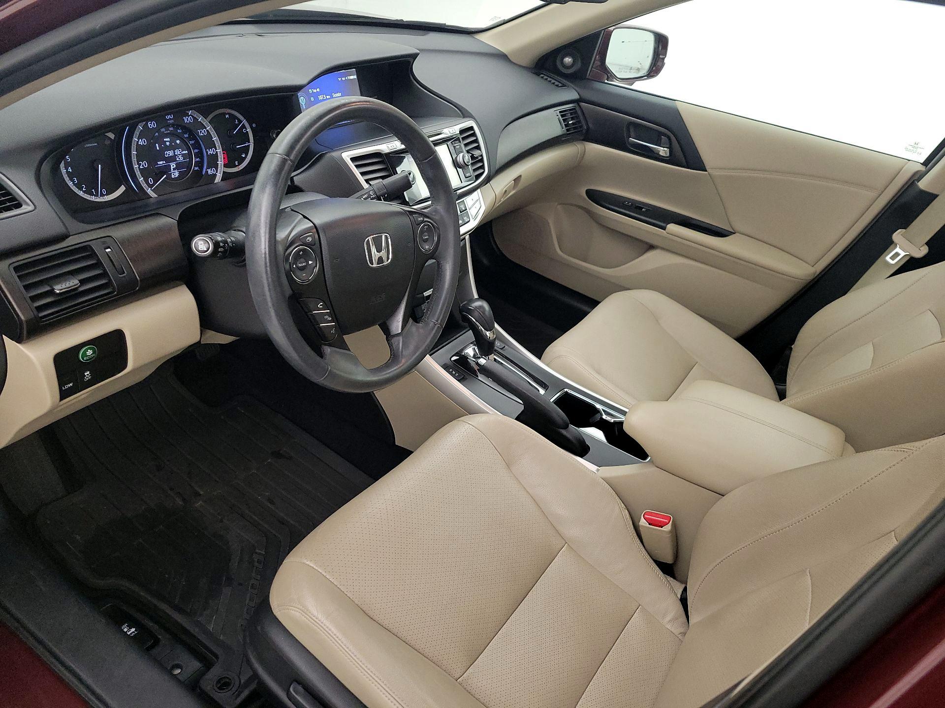 Thumbnail: 2015 Honda Accord - 11