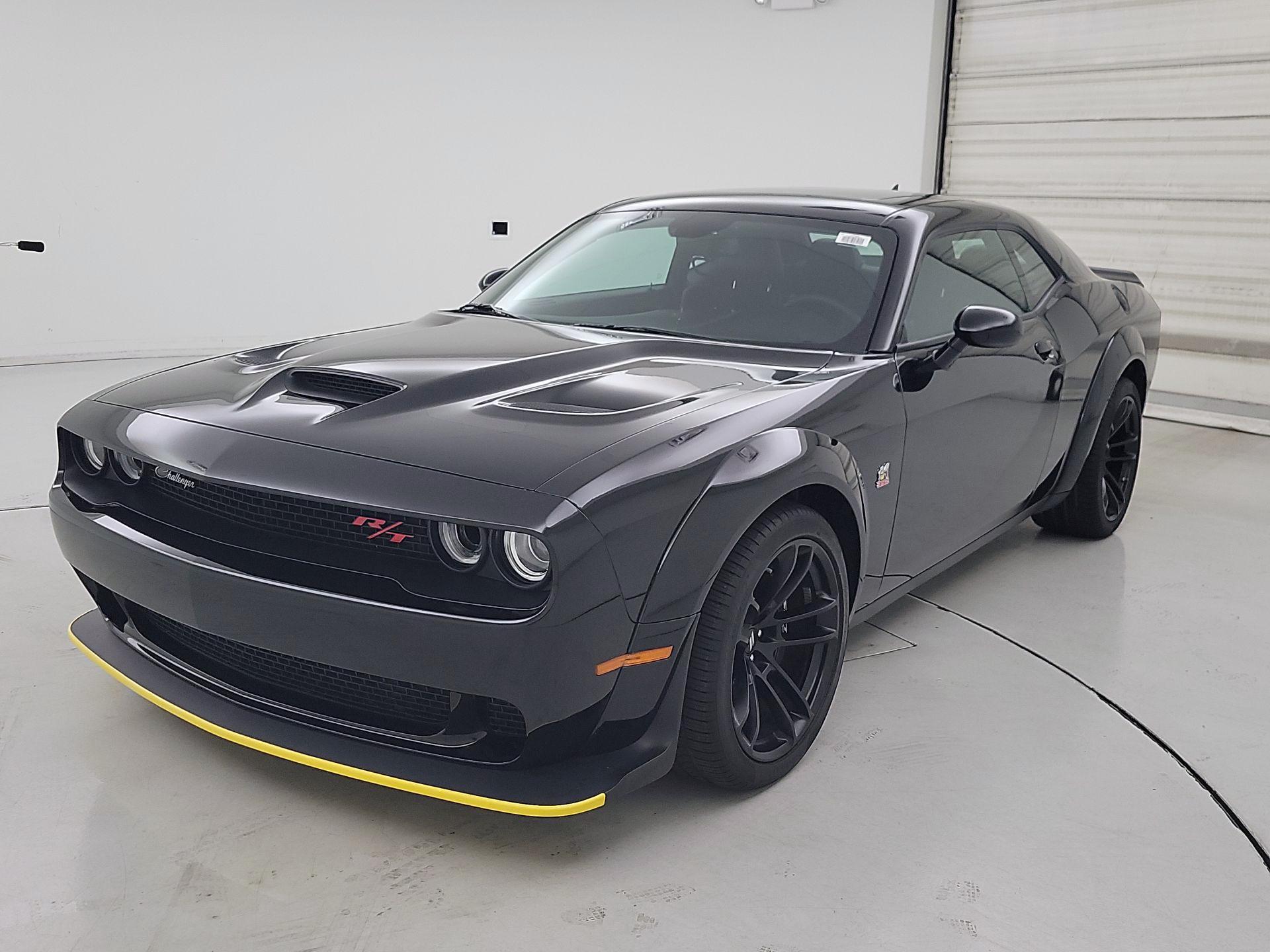 Thumbnail: 2023 Dodge Challenger - 3