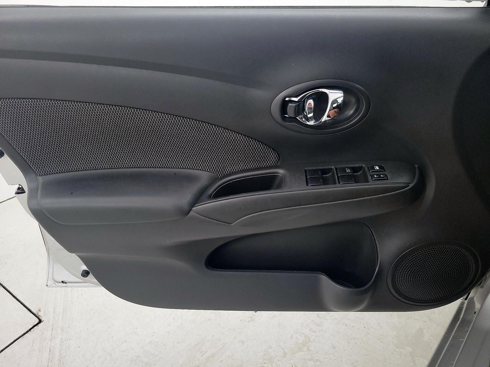 Thumbnail: 2015 Nissan Versa - 12