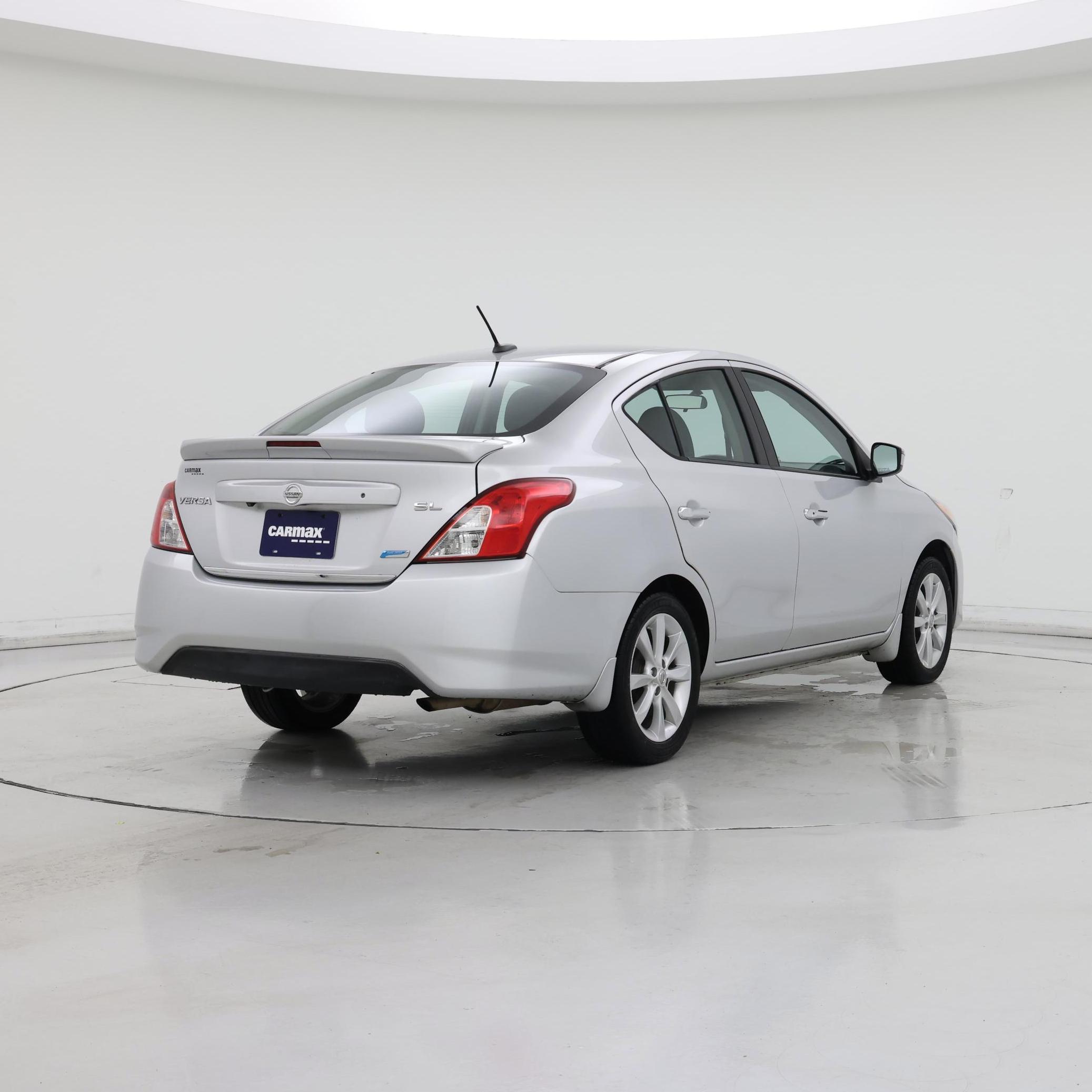 Thumbnail: 2015 Nissan Versa - 8