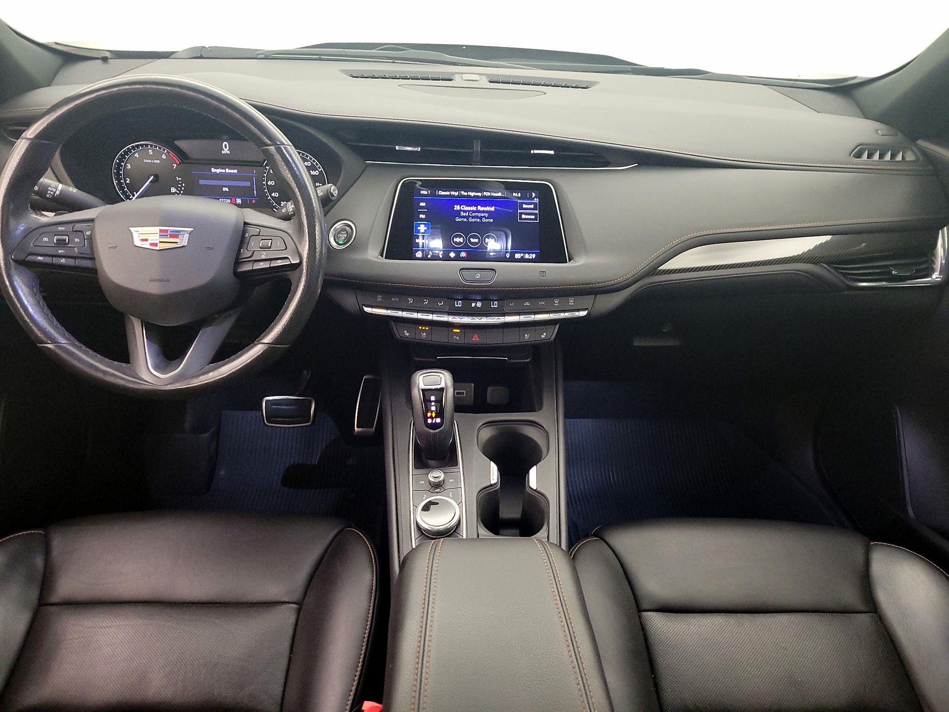 Thumbnail: 2019 Cadillac XT4 - 9