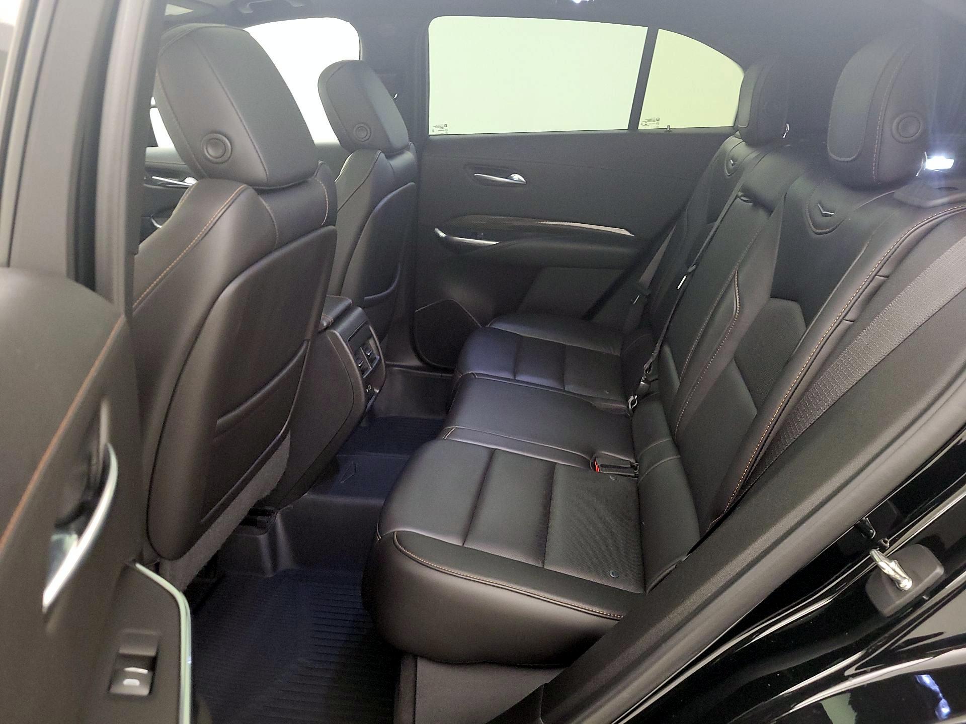 Thumbnail: 2019 Cadillac XT4 - 20