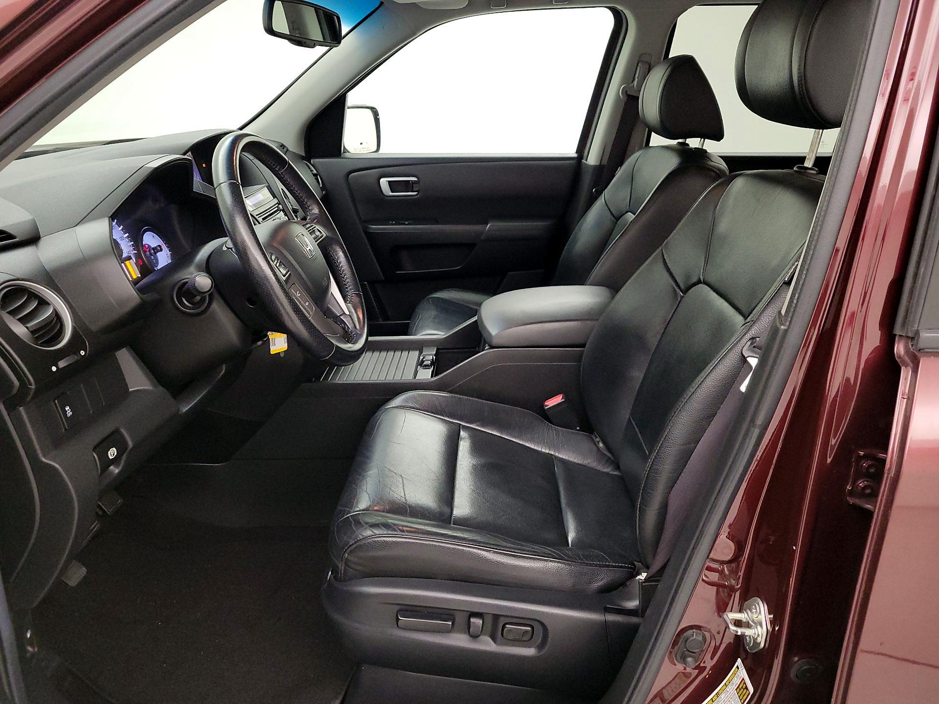 Thumbnail: 2013 Honda Pilot - 11
