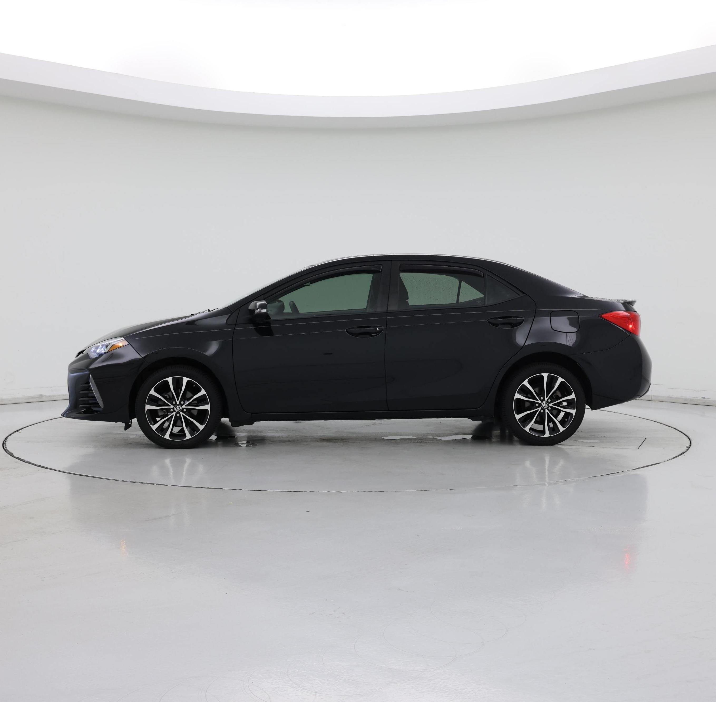 Thumbnail: 2019 Toyota Corolla - 3