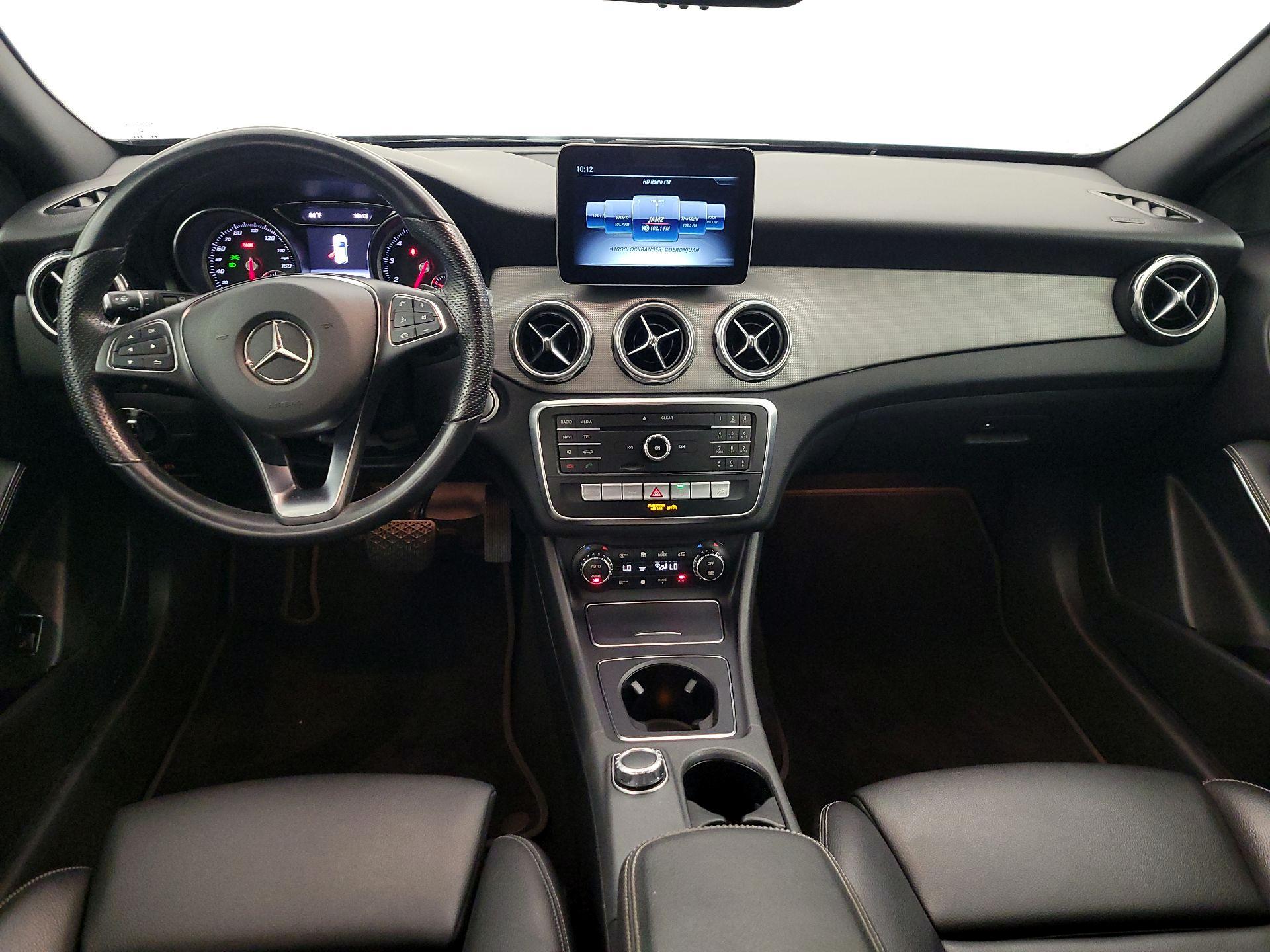 Thumbnail: 2020 Mercedes-Benz GLA - 9