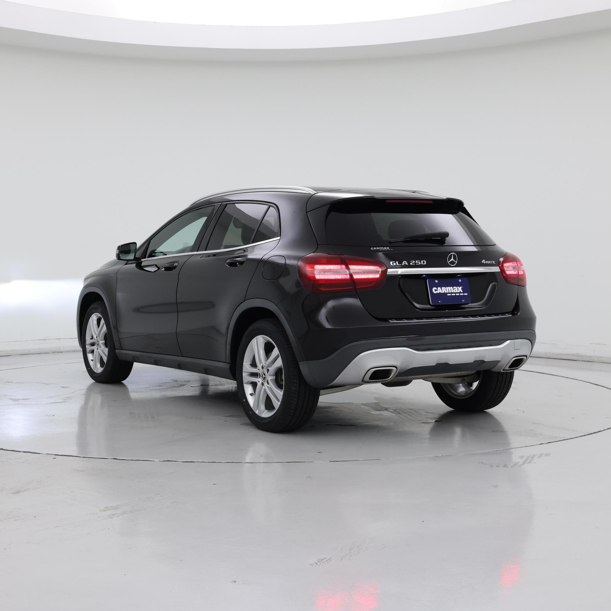 Thumbnail: 2020 Mercedes-Benz GLA - 2