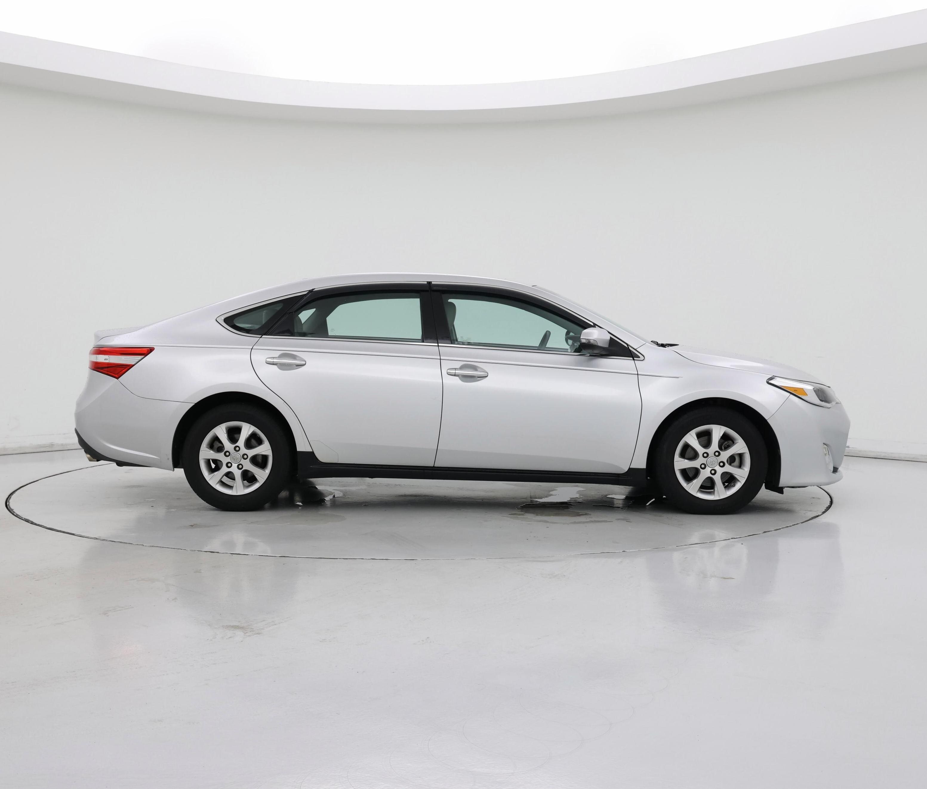Thumbnail: 2013 Toyota Avalon - 7