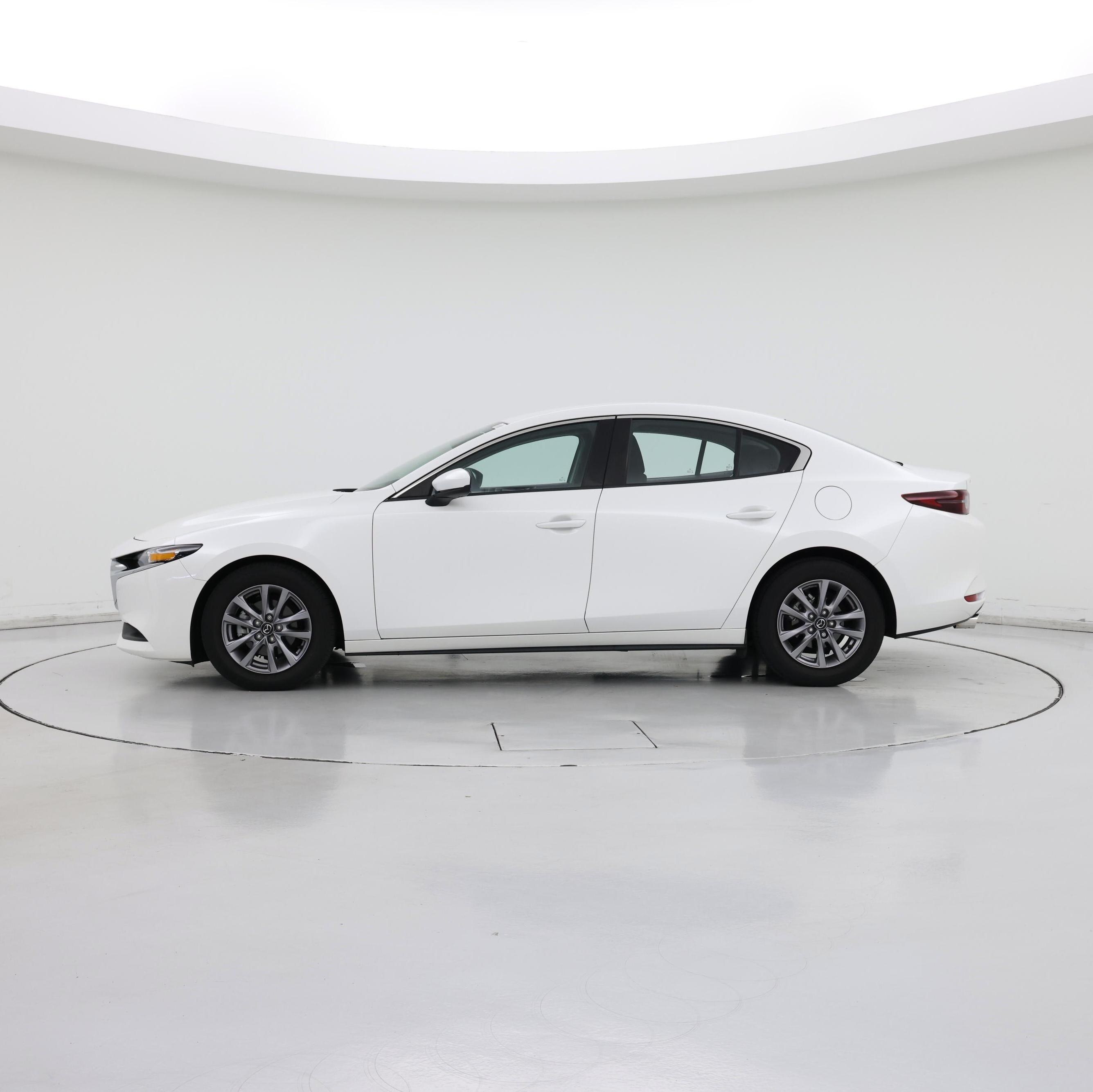 Thumbnail: 2021 Mazda Mazda3 - 3