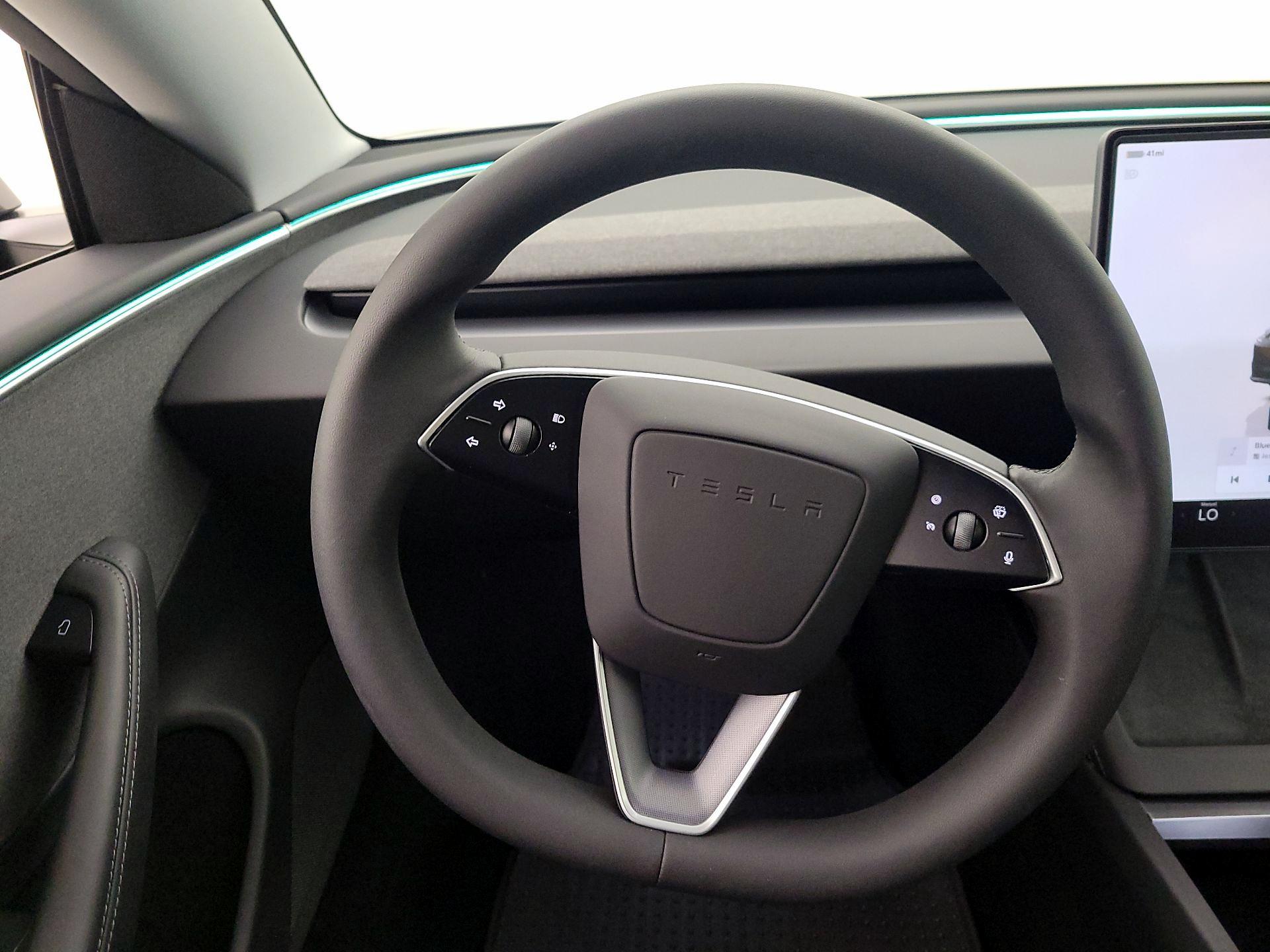 Thumbnail: 2024 Tesla Model 3 - 10