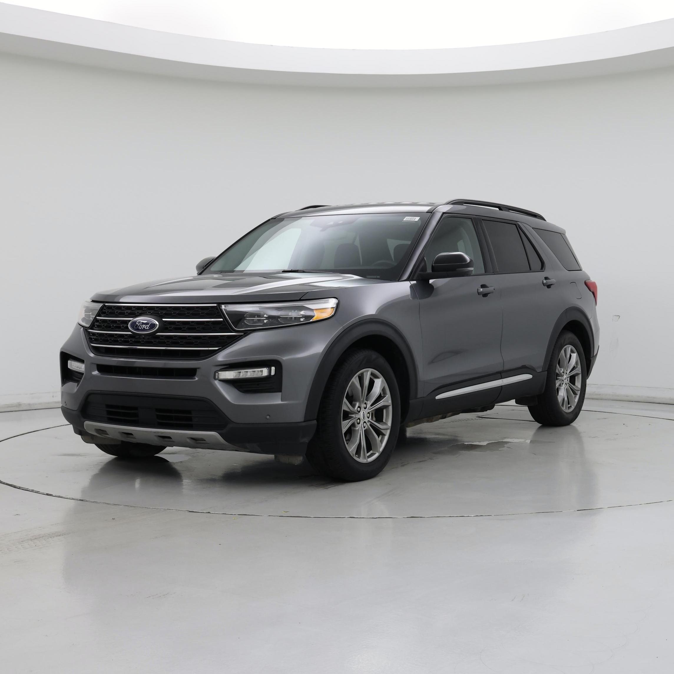 Thumbnail: 2022 Ford Explorer - 4