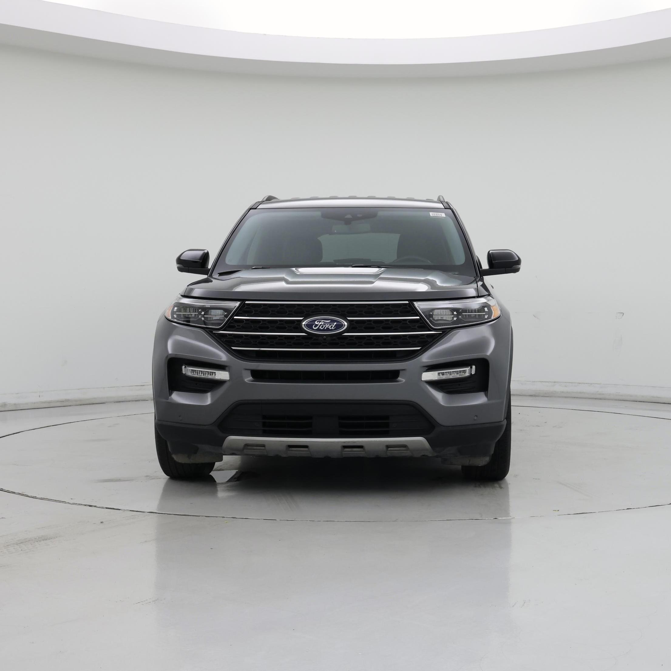 Thumbnail: 2022 Ford Explorer - 5