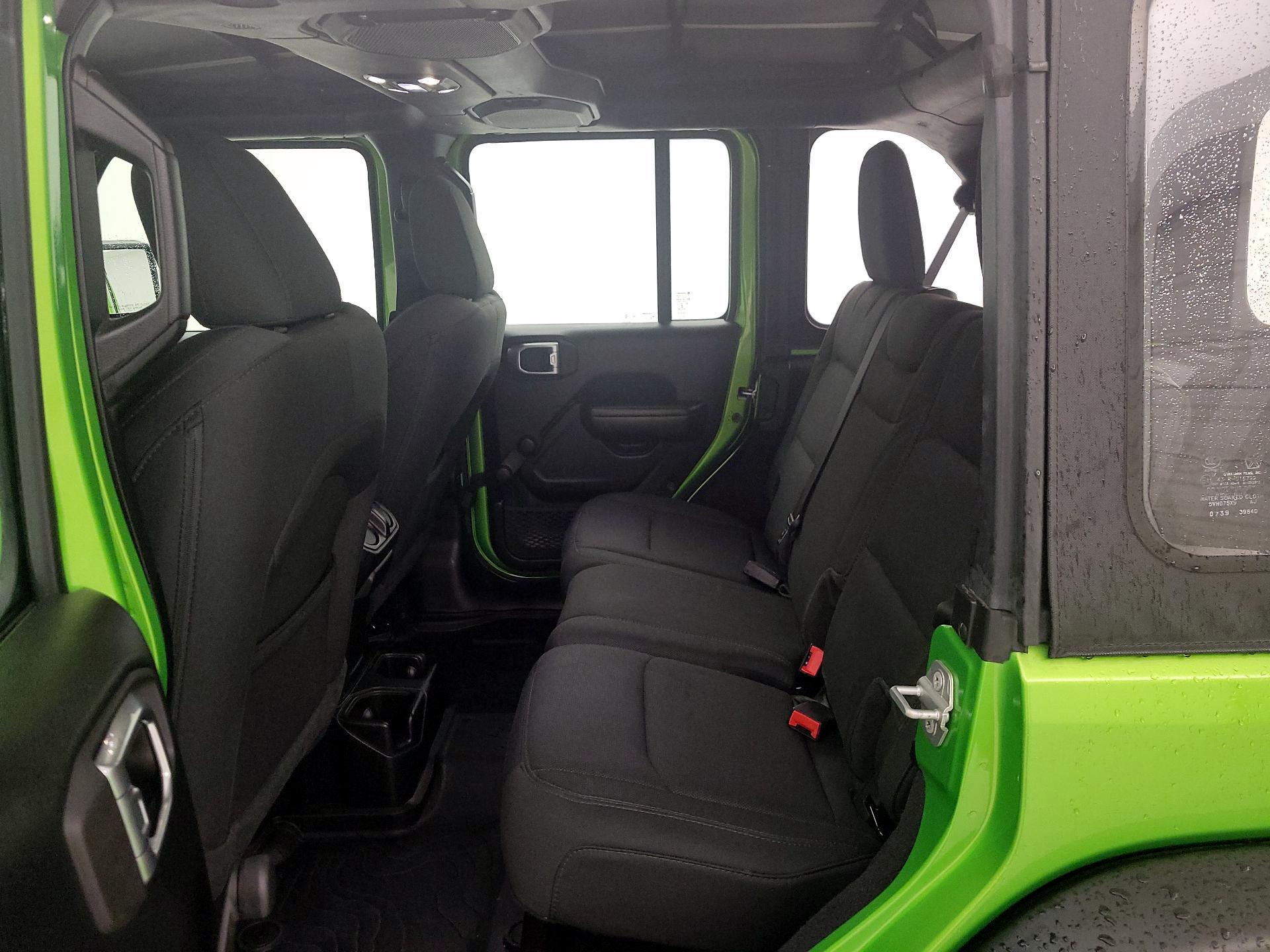 Thumbnail: 2019 Jeep Wrangler - 18