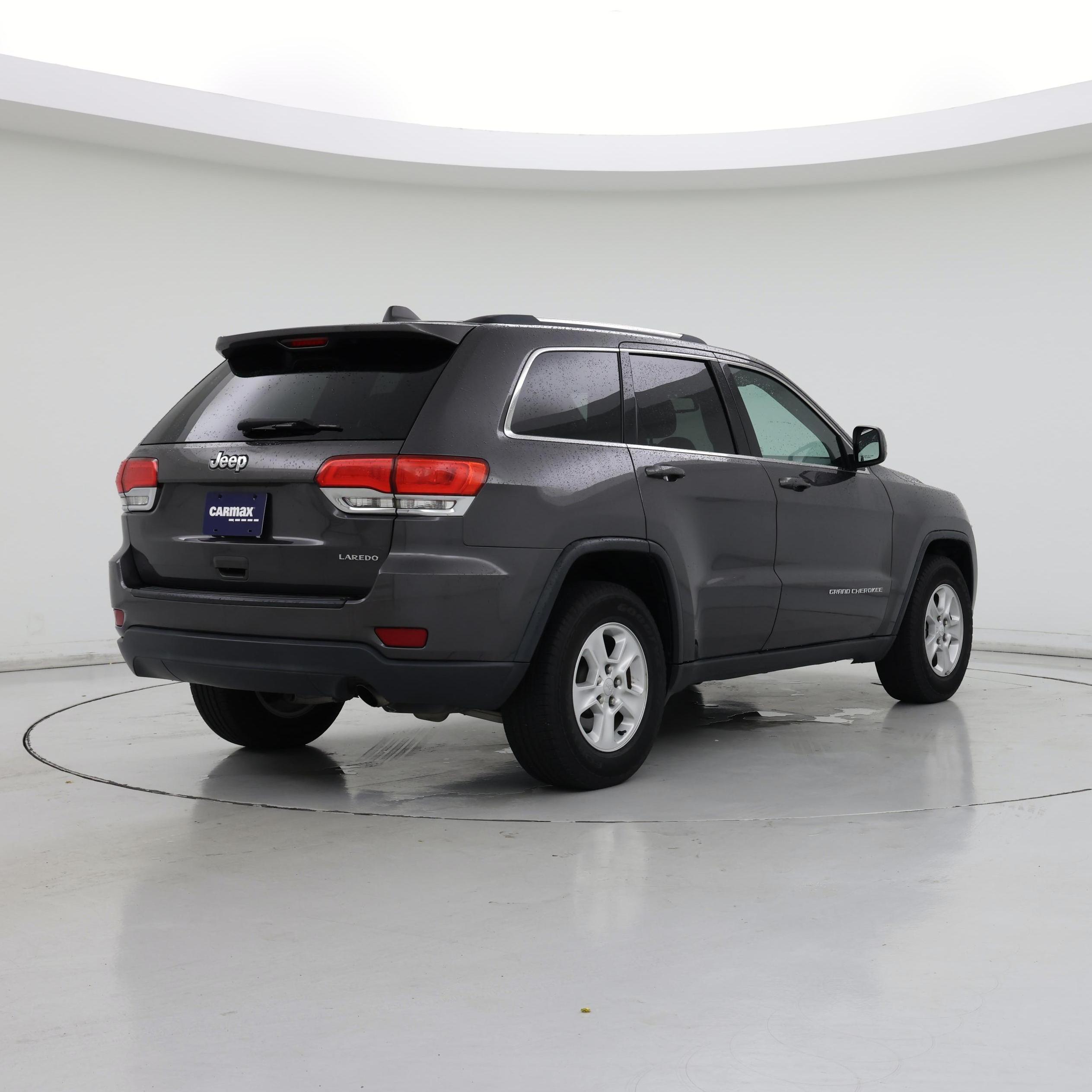 Thumbnail: 2016 Jeep Grand Cherokee - 8
