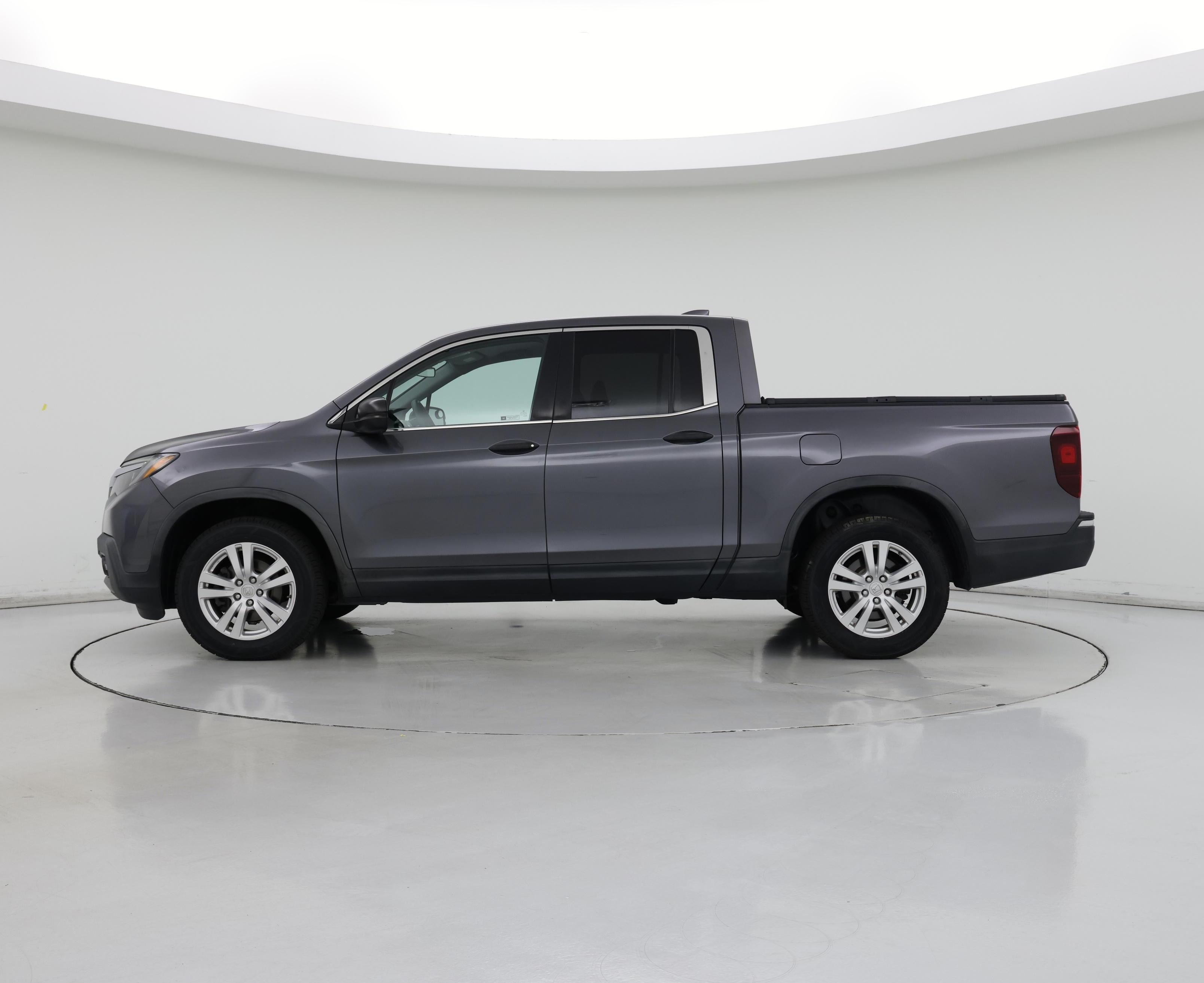 Thumbnail: 2017 Honda Ridgeline - 3