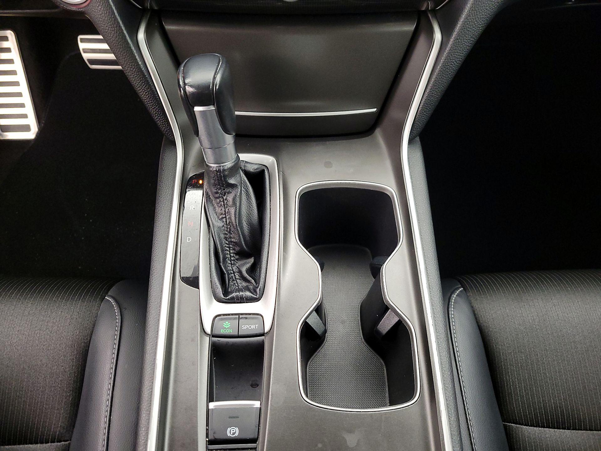 Thumbnail: 2018 Honda Accord - 17