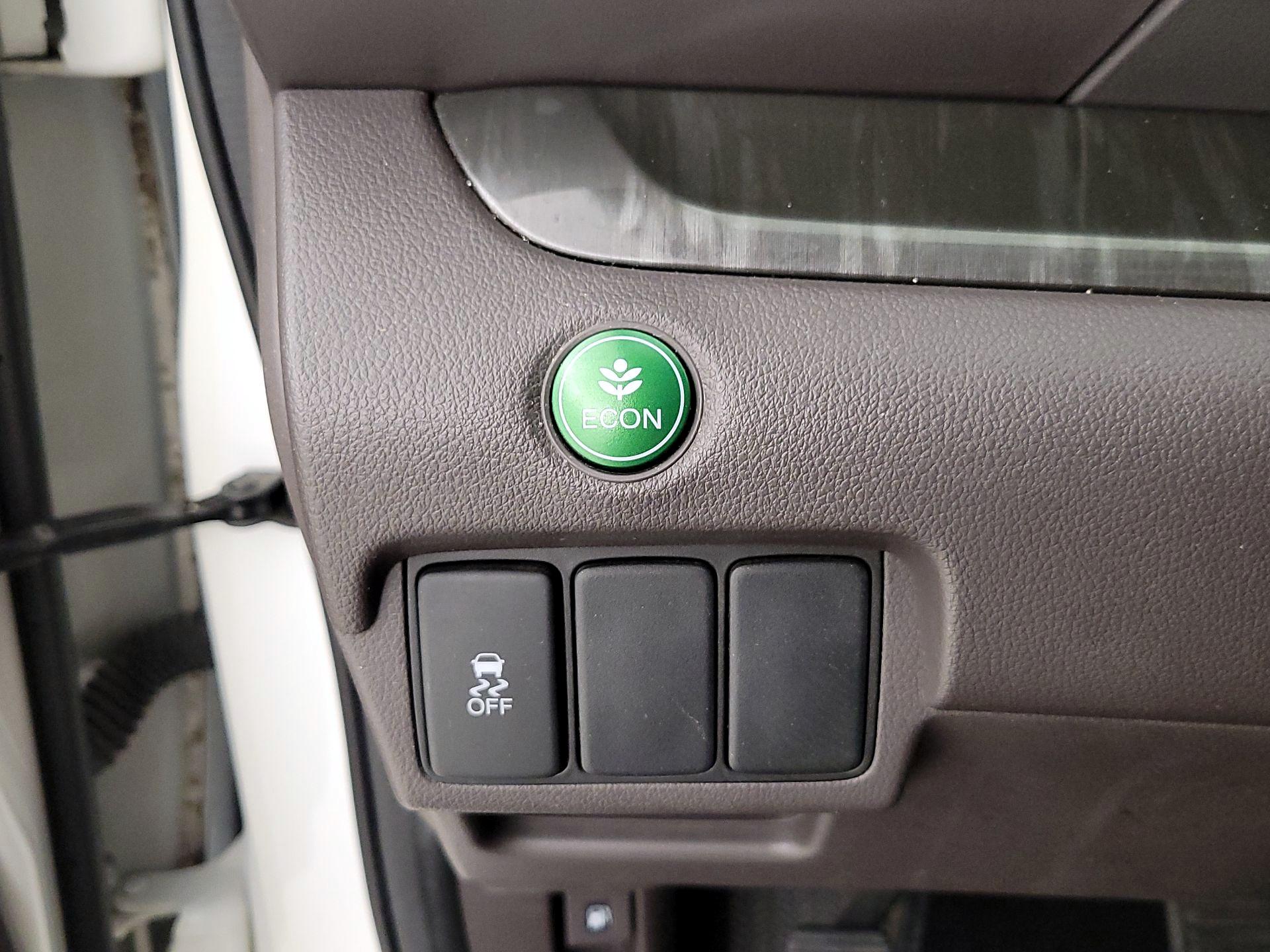 Thumbnail: 2013 Honda CR-V - 13