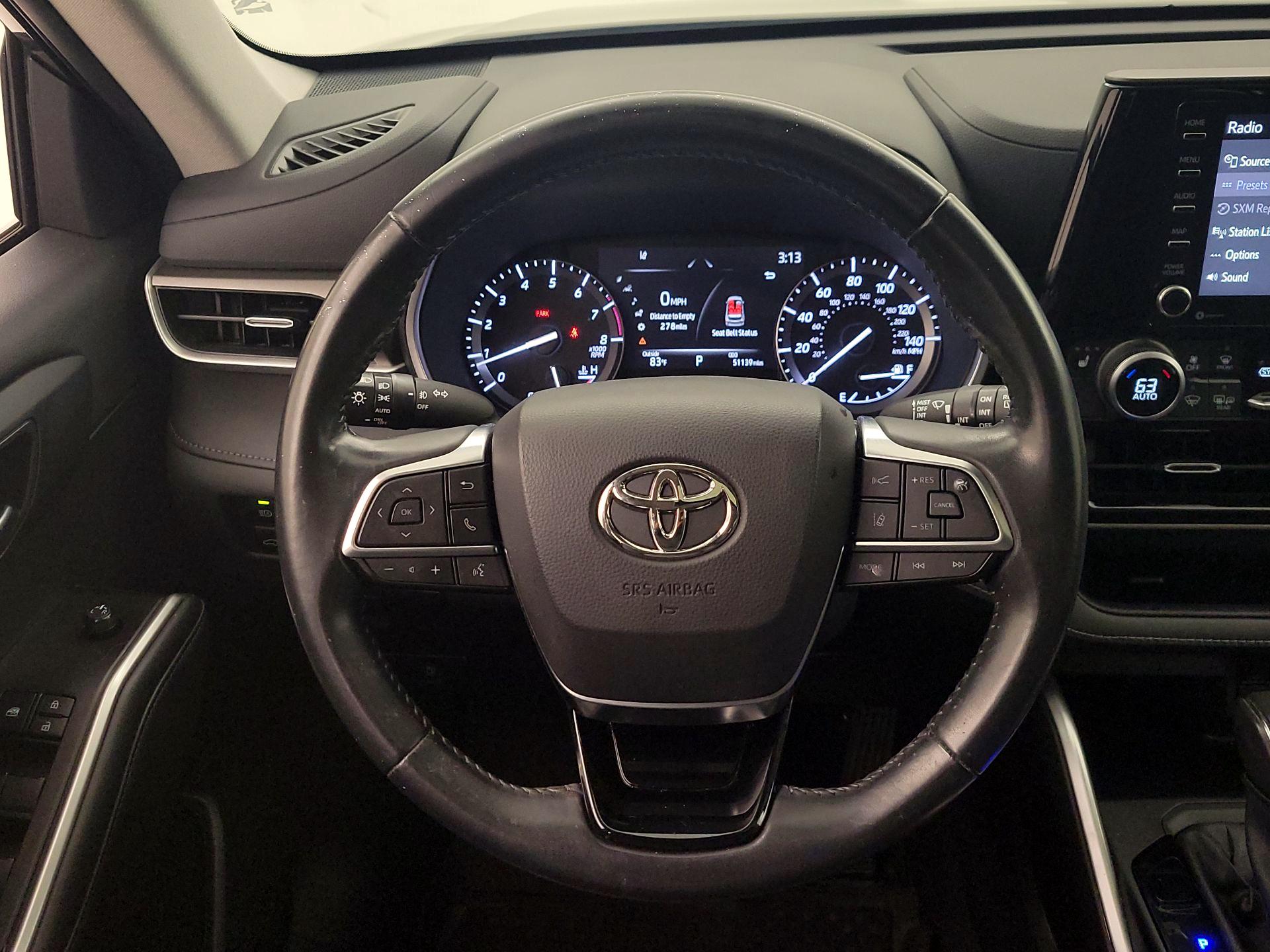Thumbnail: 2021 Toyota Highlander - 10