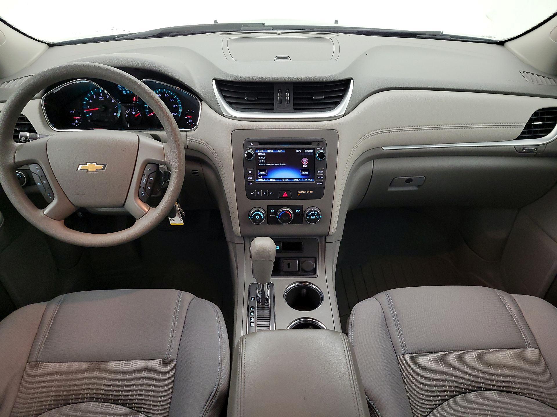 Thumbnail: 2015 Chevrolet Traverse - 9