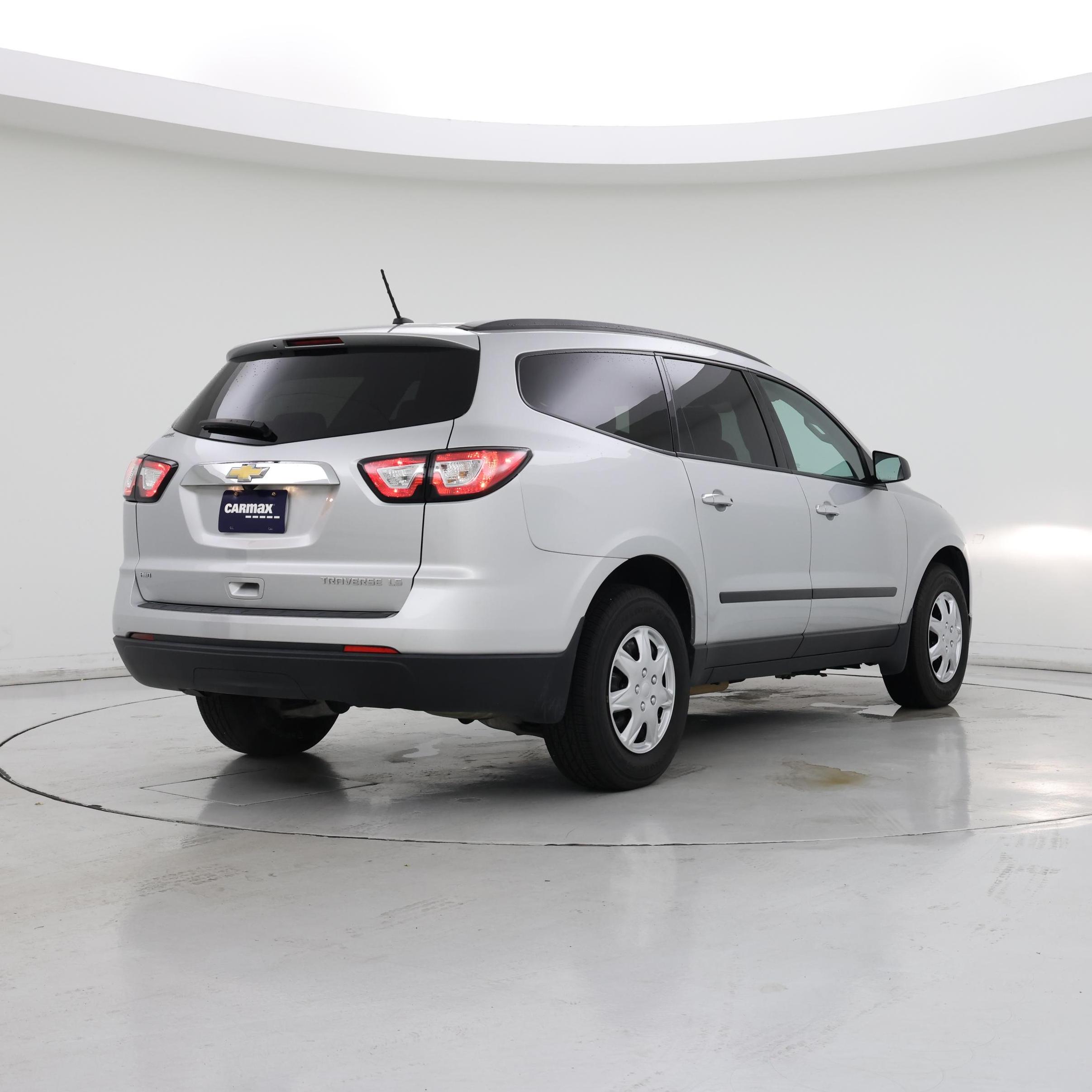 Thumbnail: 2015 Chevrolet Traverse - 8