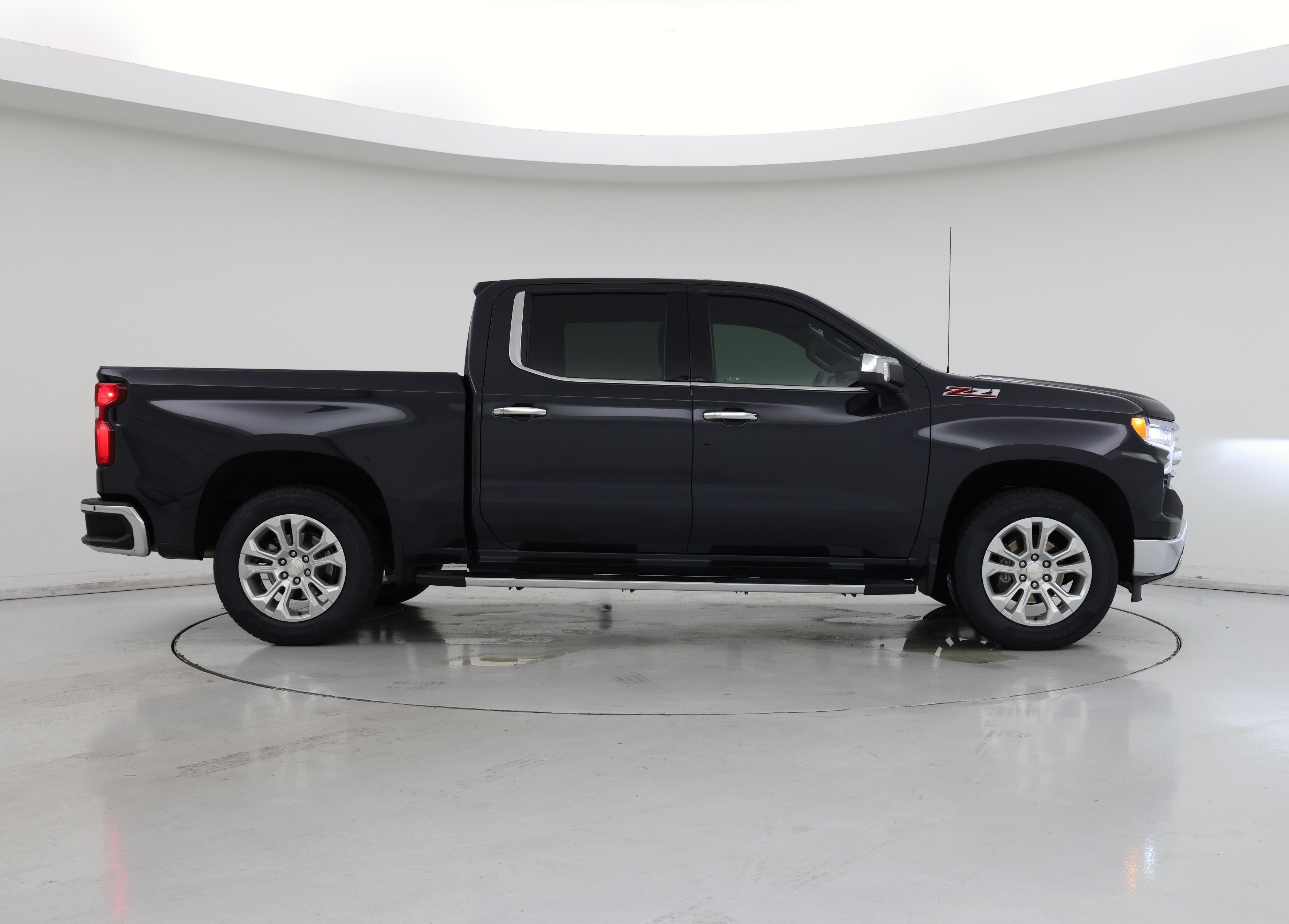 Thumbnail: 2024 Chevrolet Silverado 1500 - 7