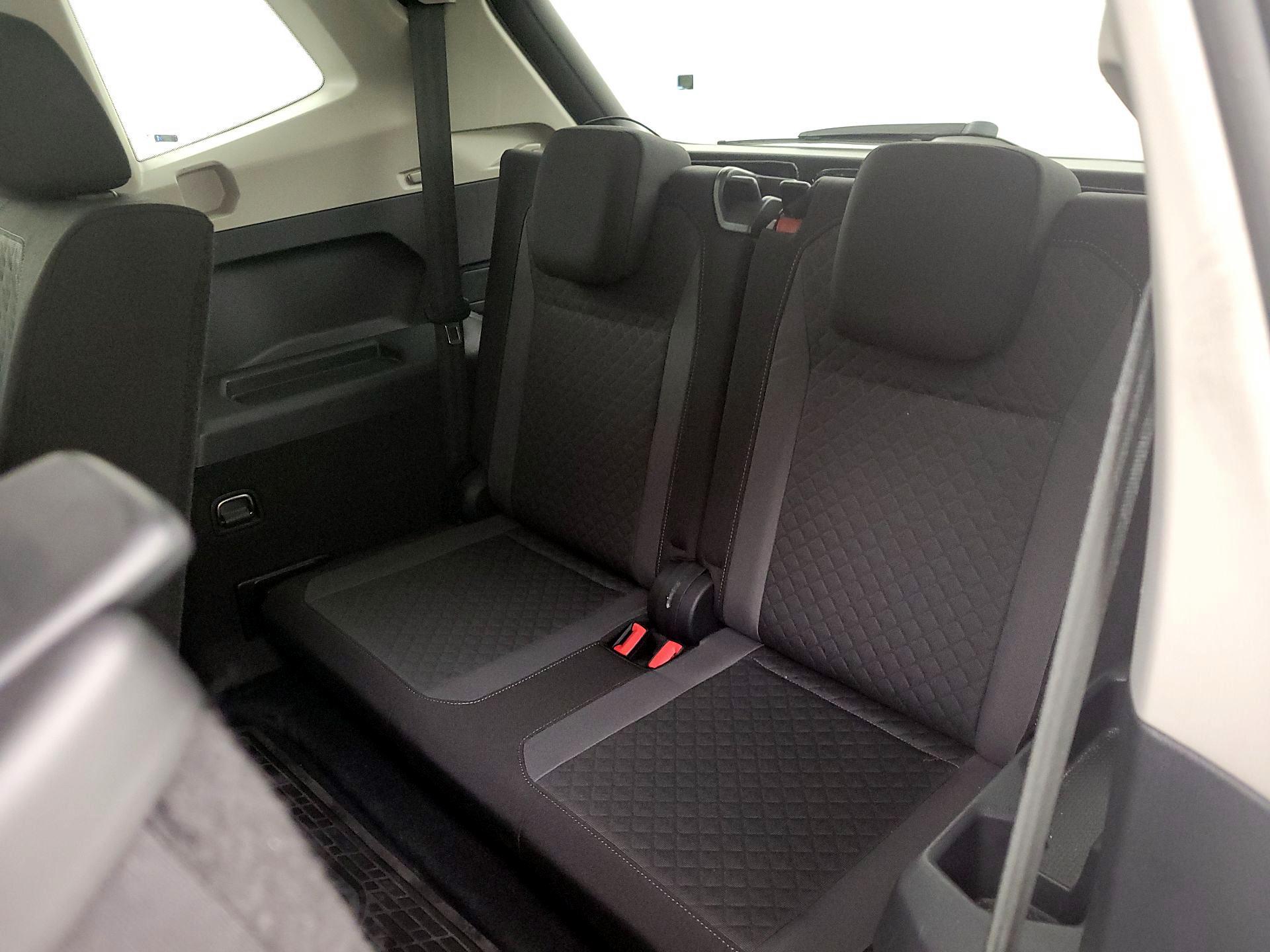 Thumbnail: 2019 Volkswagen Tiguan - 20