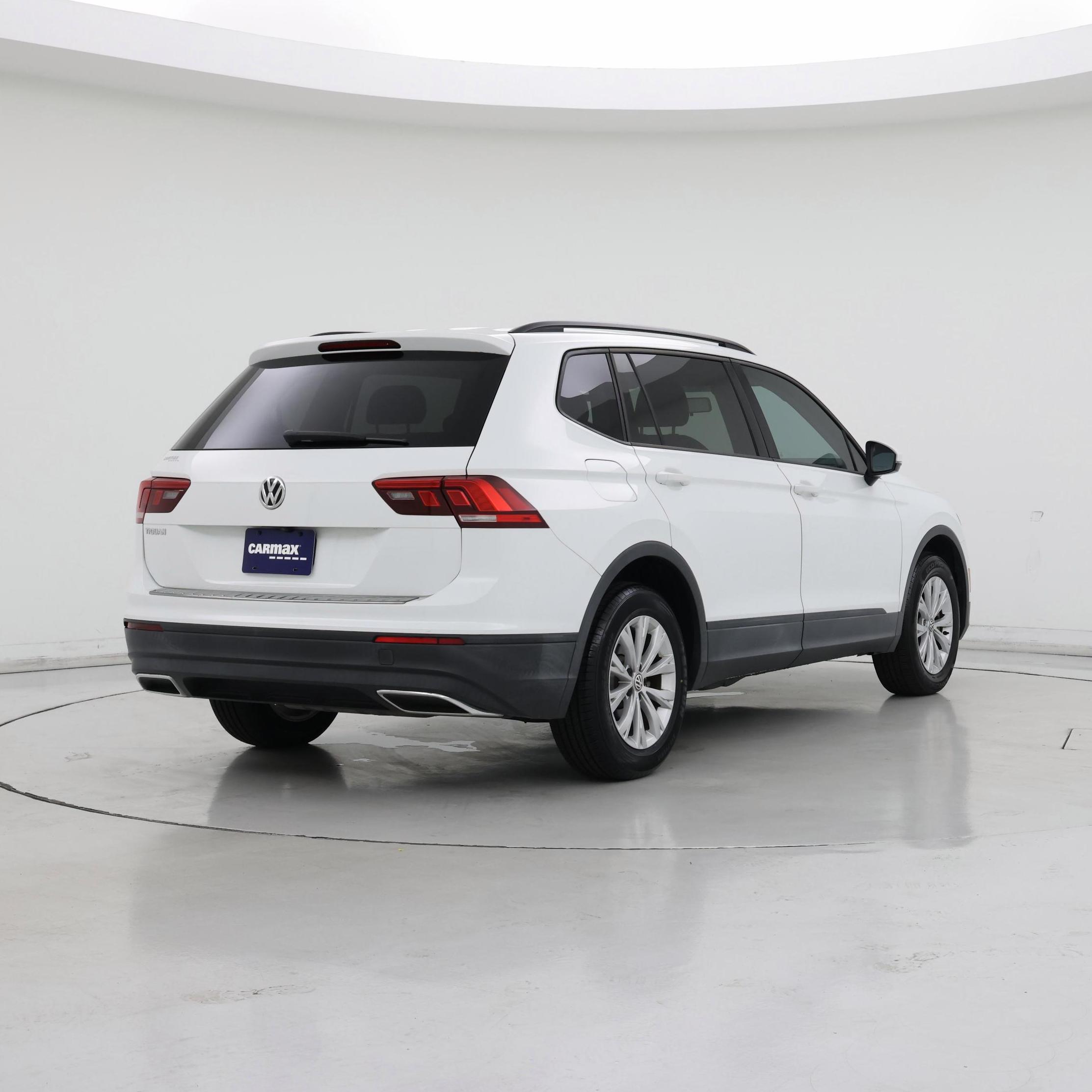 Thumbnail: 2019 Volkswagen Tiguan - 8