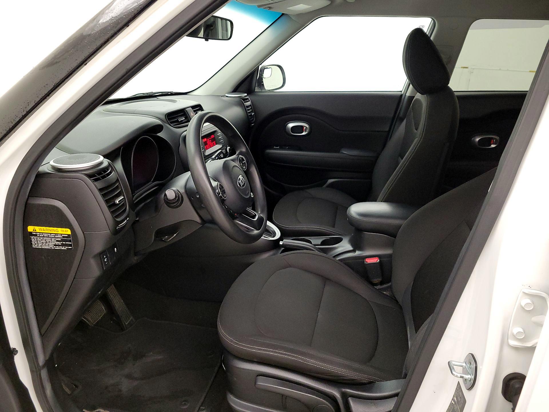 Thumbnail: 2016 Kia Soul - 11