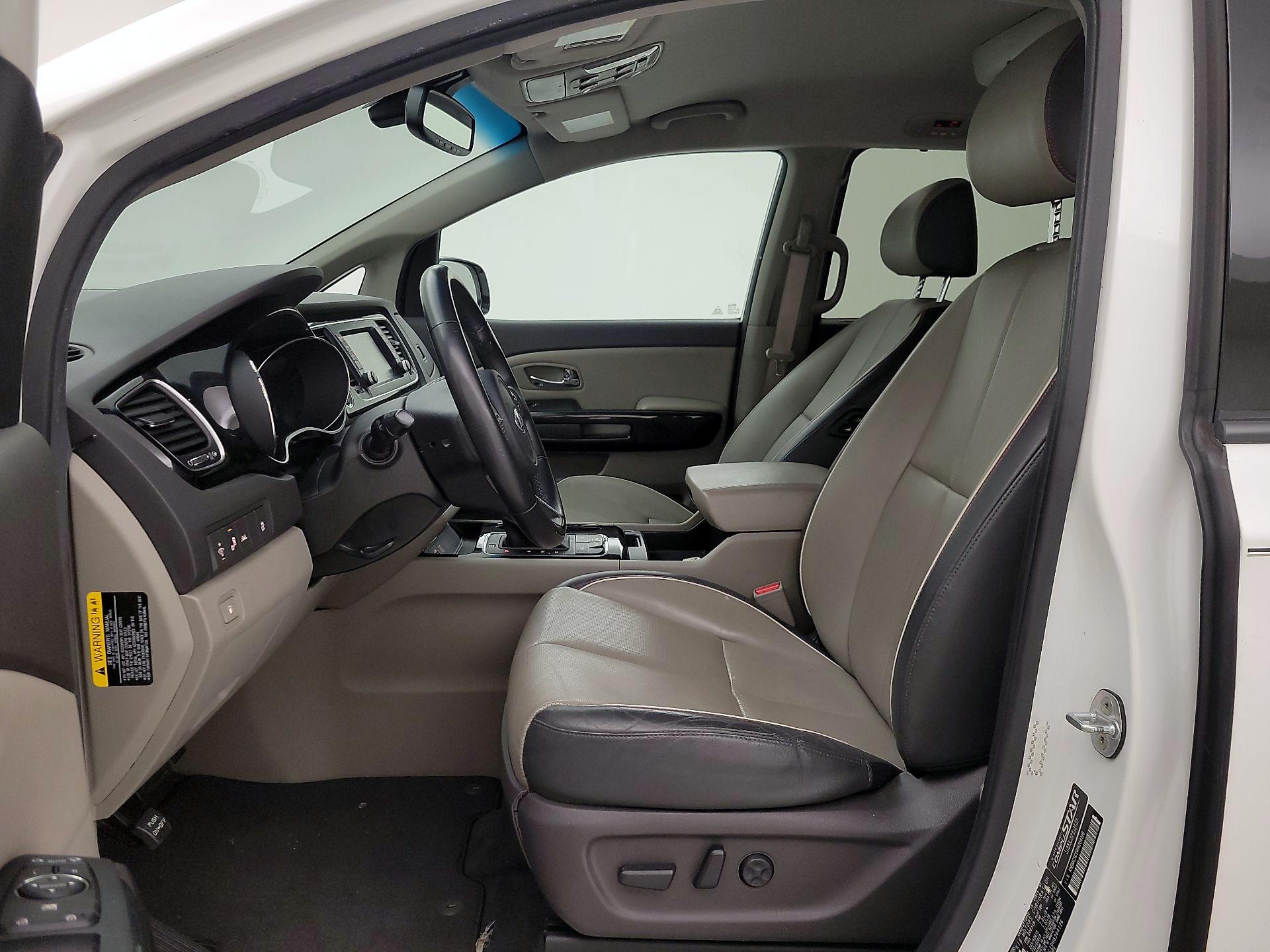 Thumbnail: 2017 Kia Sedona - 11