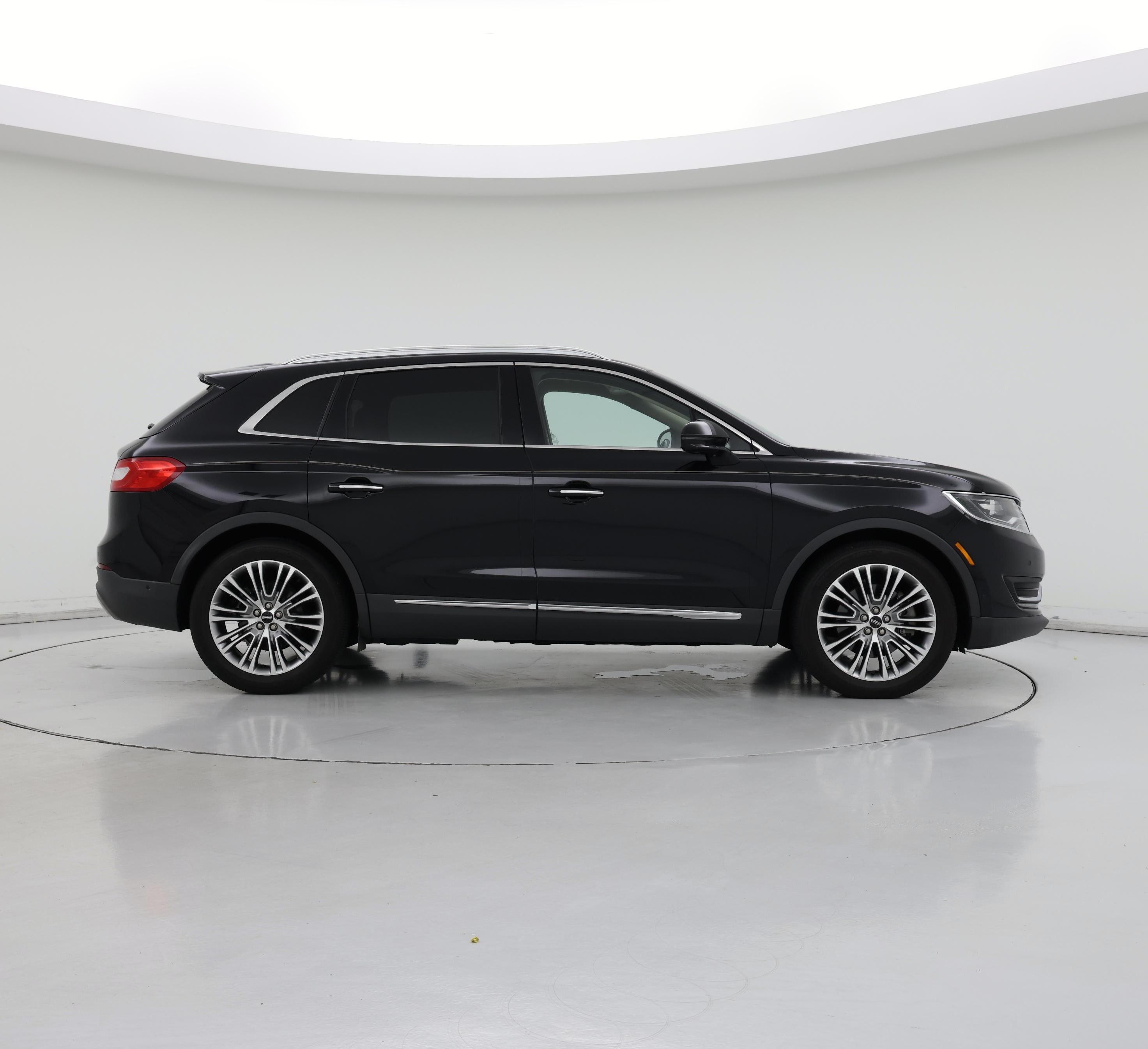 Thumbnail: 2017 Lincoln MKX - 7