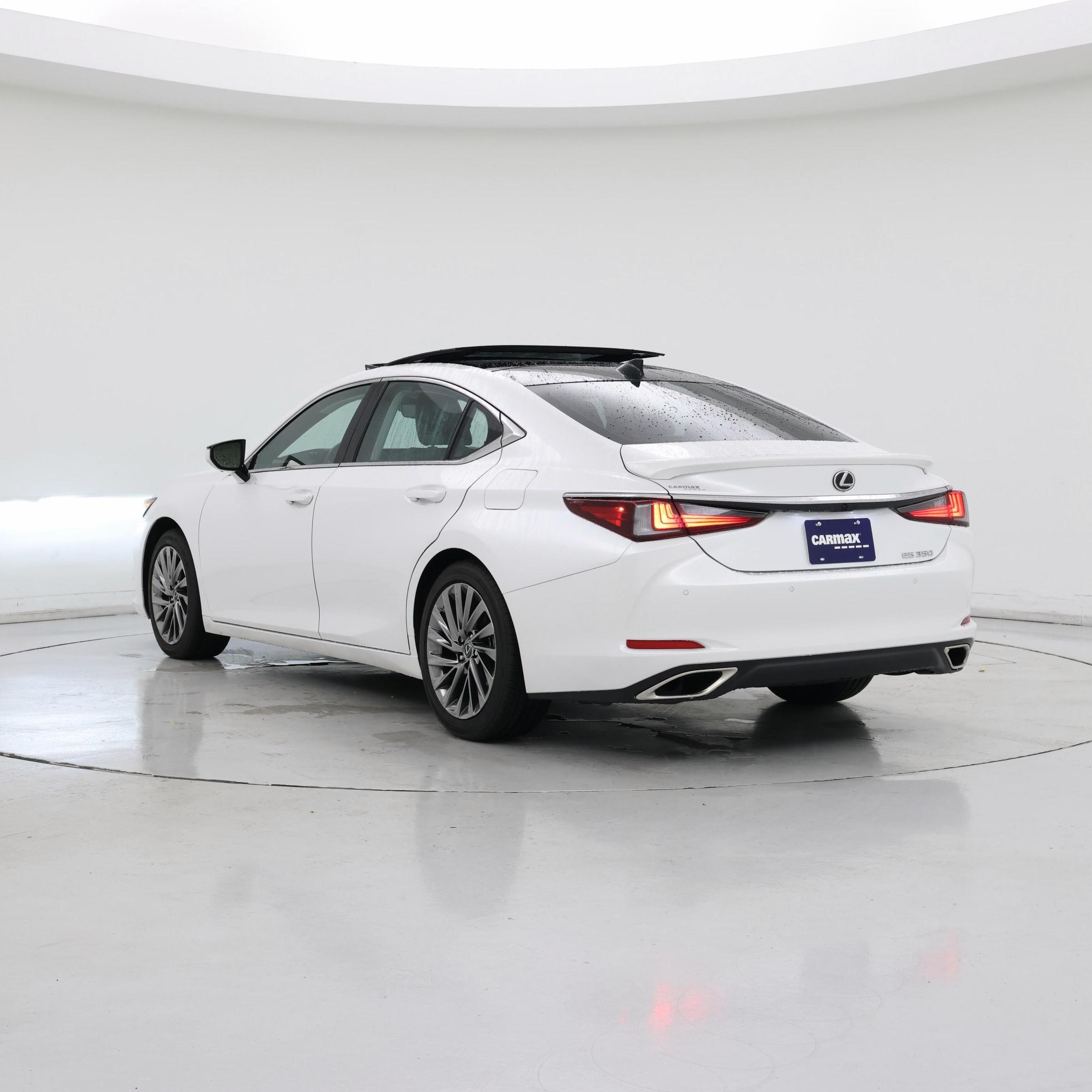Thumbnail: 2025 Lexus ES - 2