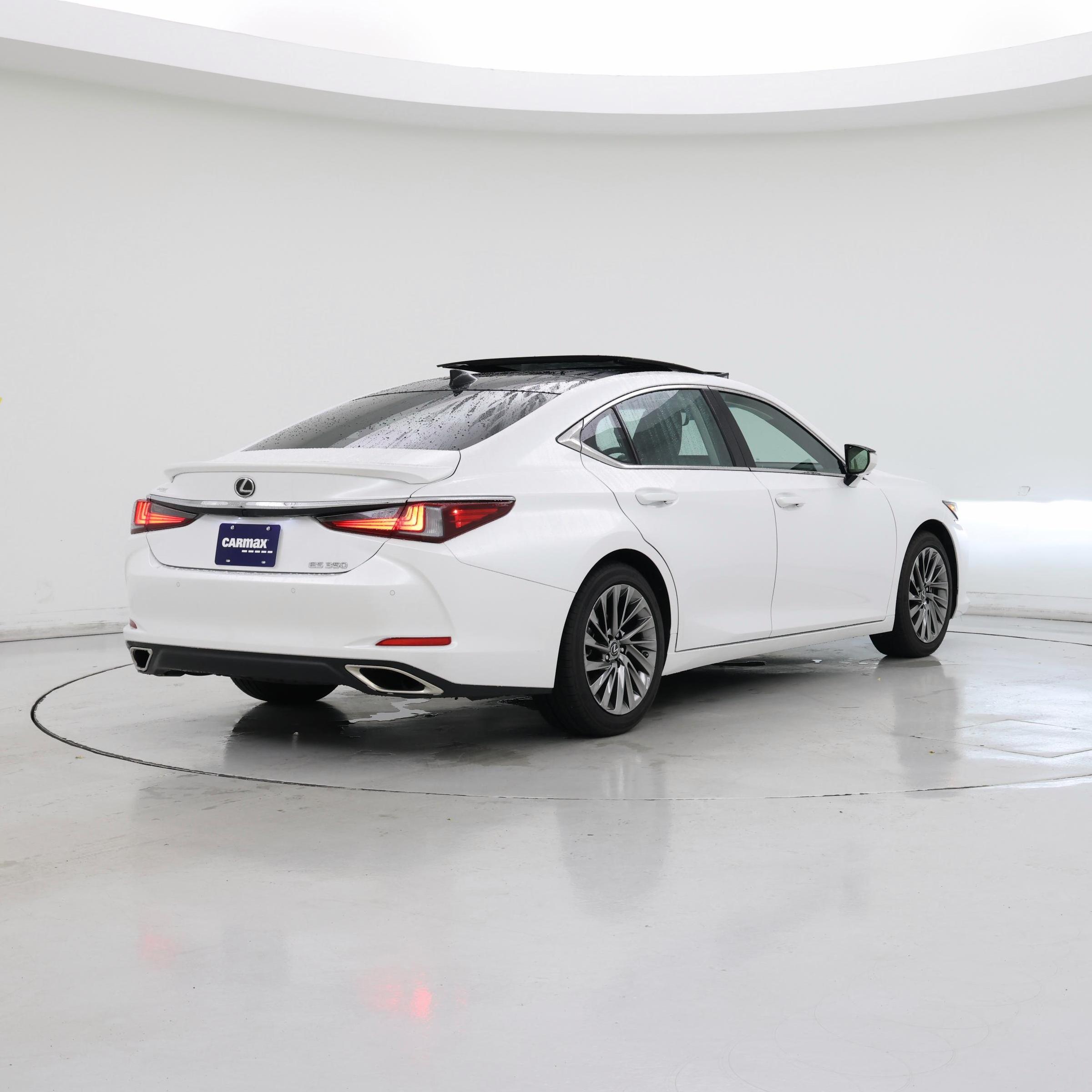 Thumbnail: 2025 Lexus ES - 8