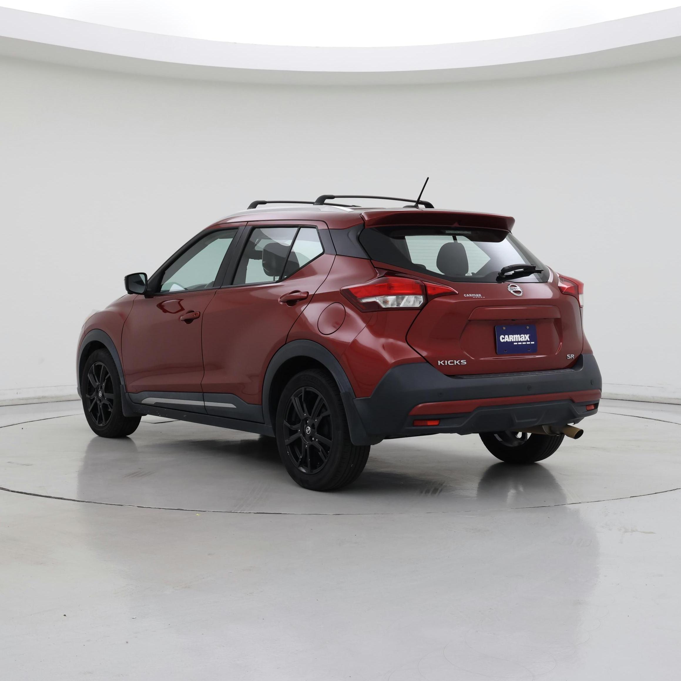 Thumbnail: 2019 Nissan Kicks - 2