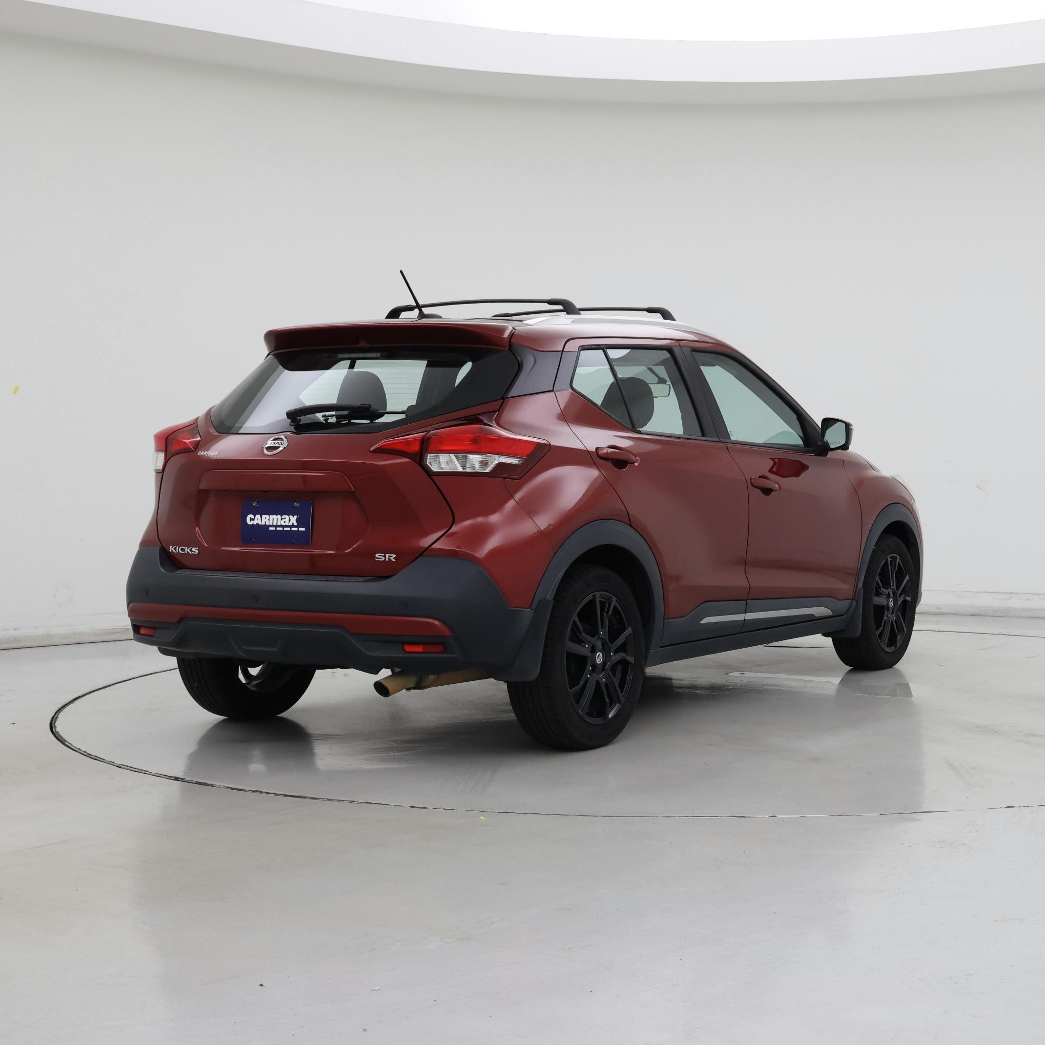 Thumbnail: 2019 Nissan Kicks - 8