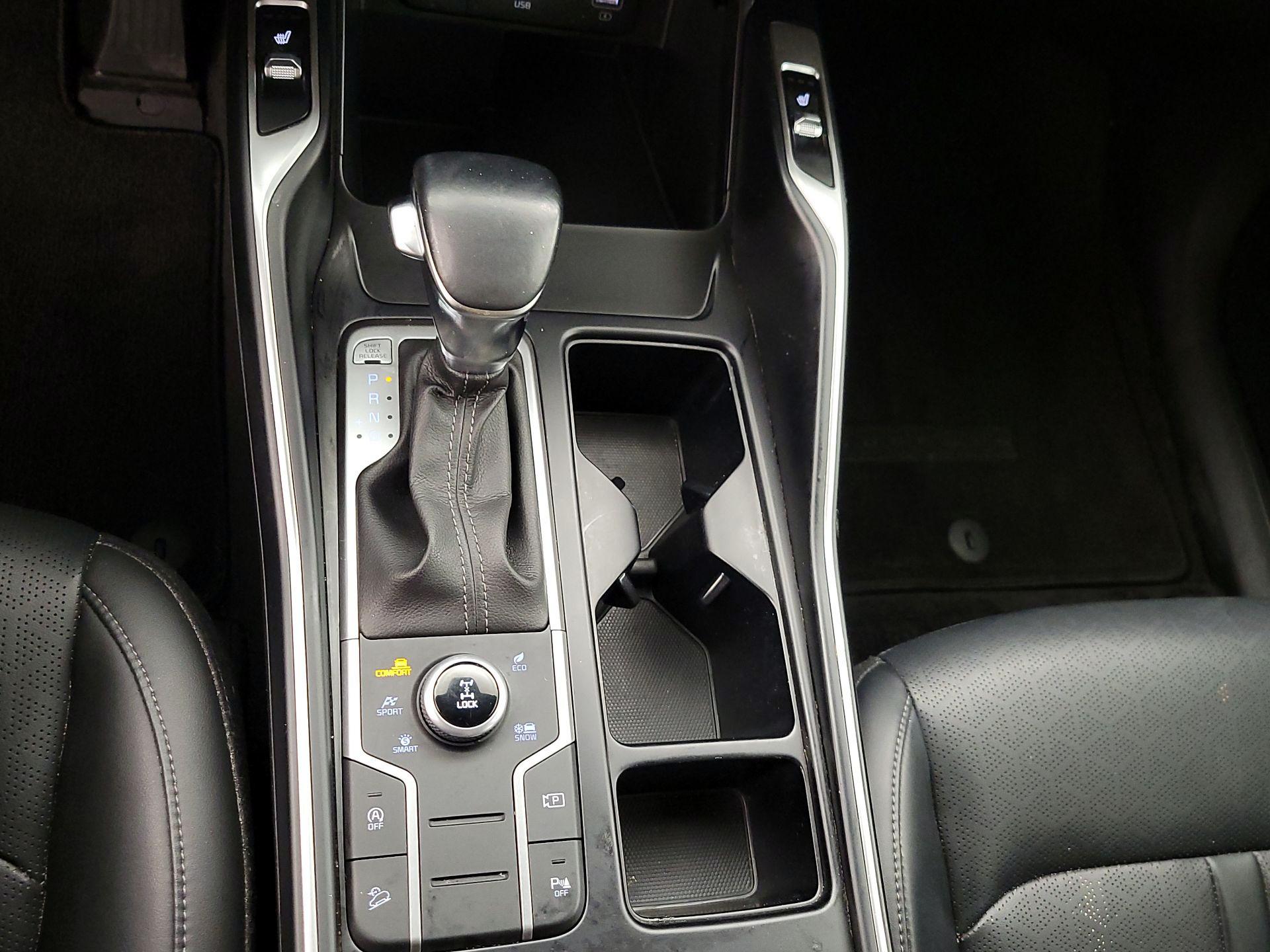 Thumbnail: 2022 Kia Sorento - 18