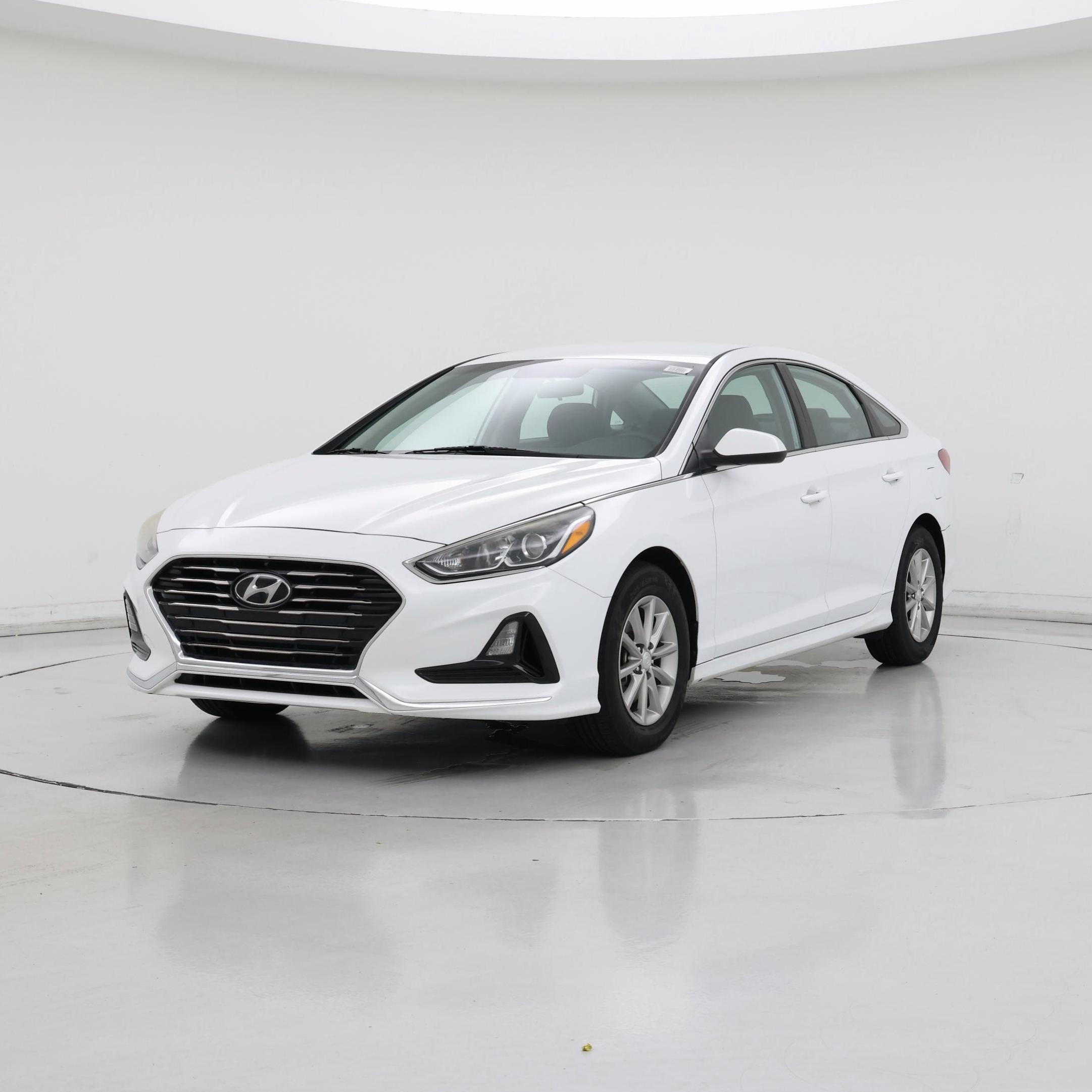 Thumbnail: 2019 Hyundai Sonata - 4