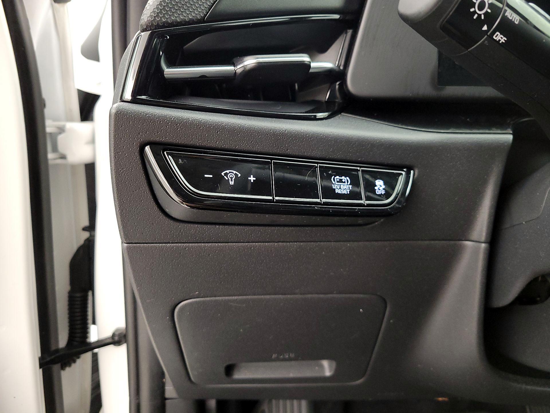 Thumbnail: 2023 Kia Niro - 13