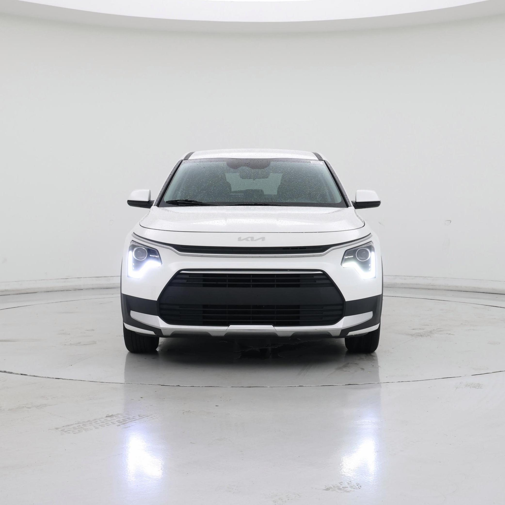 Thumbnail: 2023 Kia Niro - 5