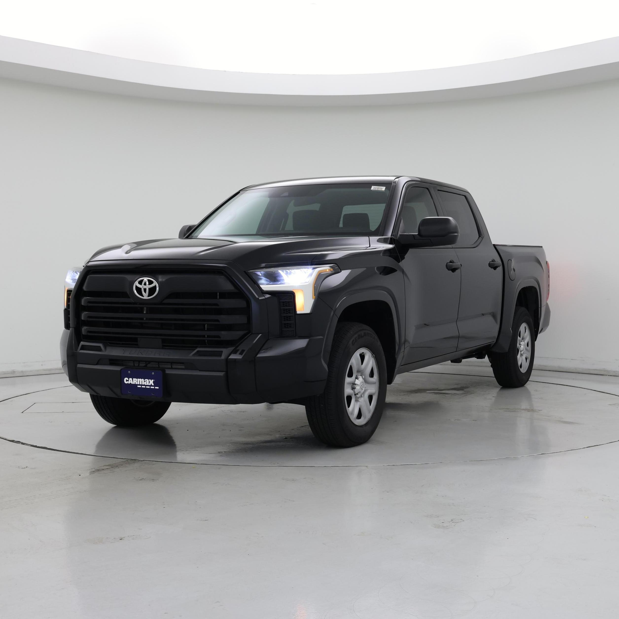Thumbnail: 2022 Toyota Tundra - 4