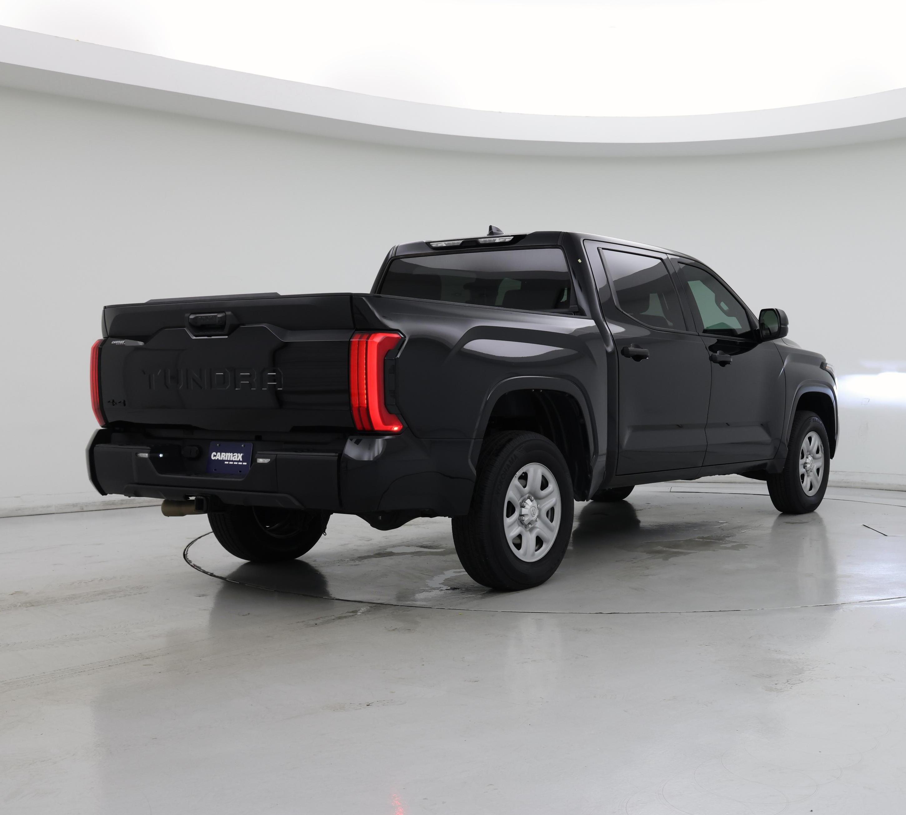 Thumbnail: 2022 Toyota Tundra - 8