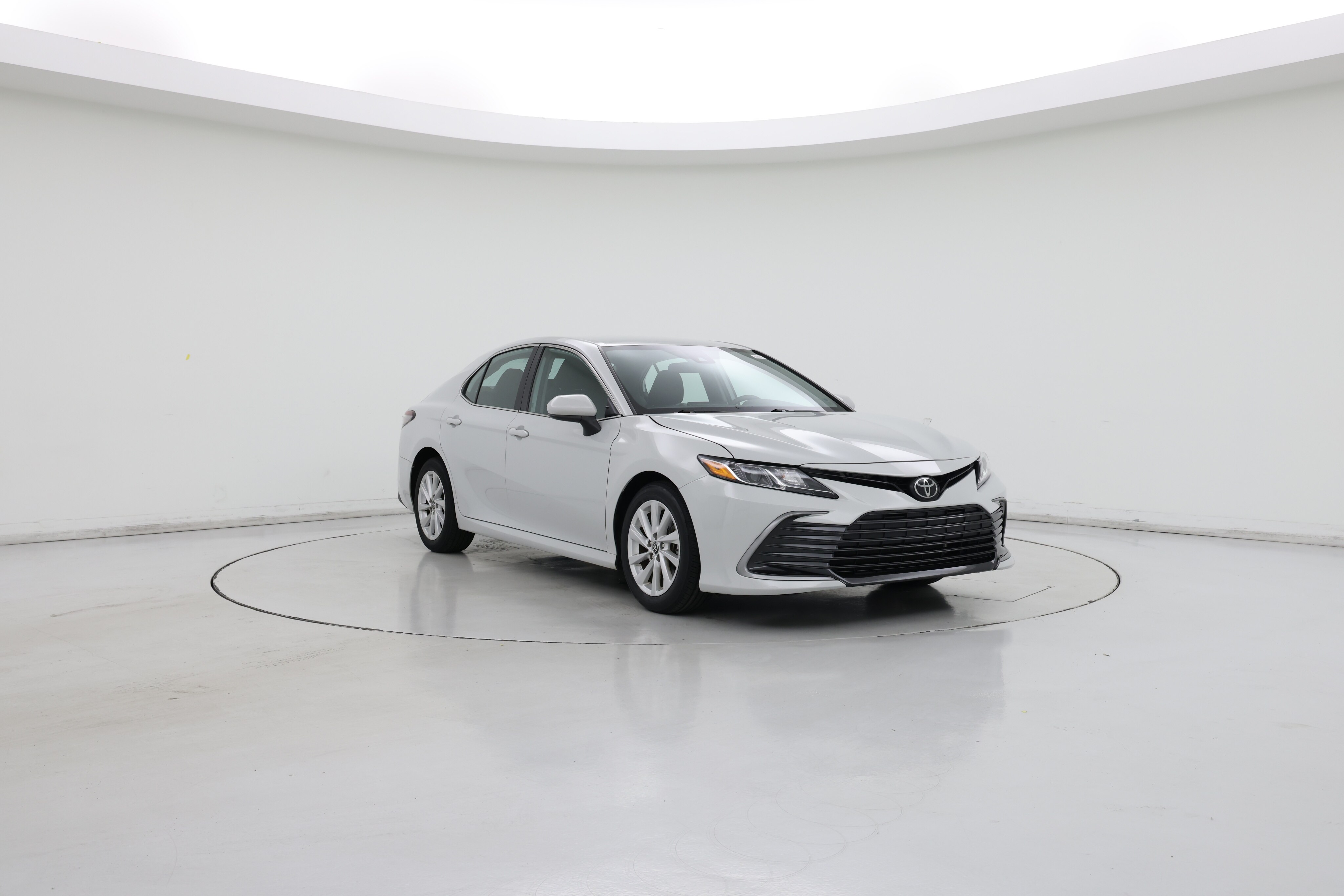 Thumbnail: 2022 Toyota Camry - 1
