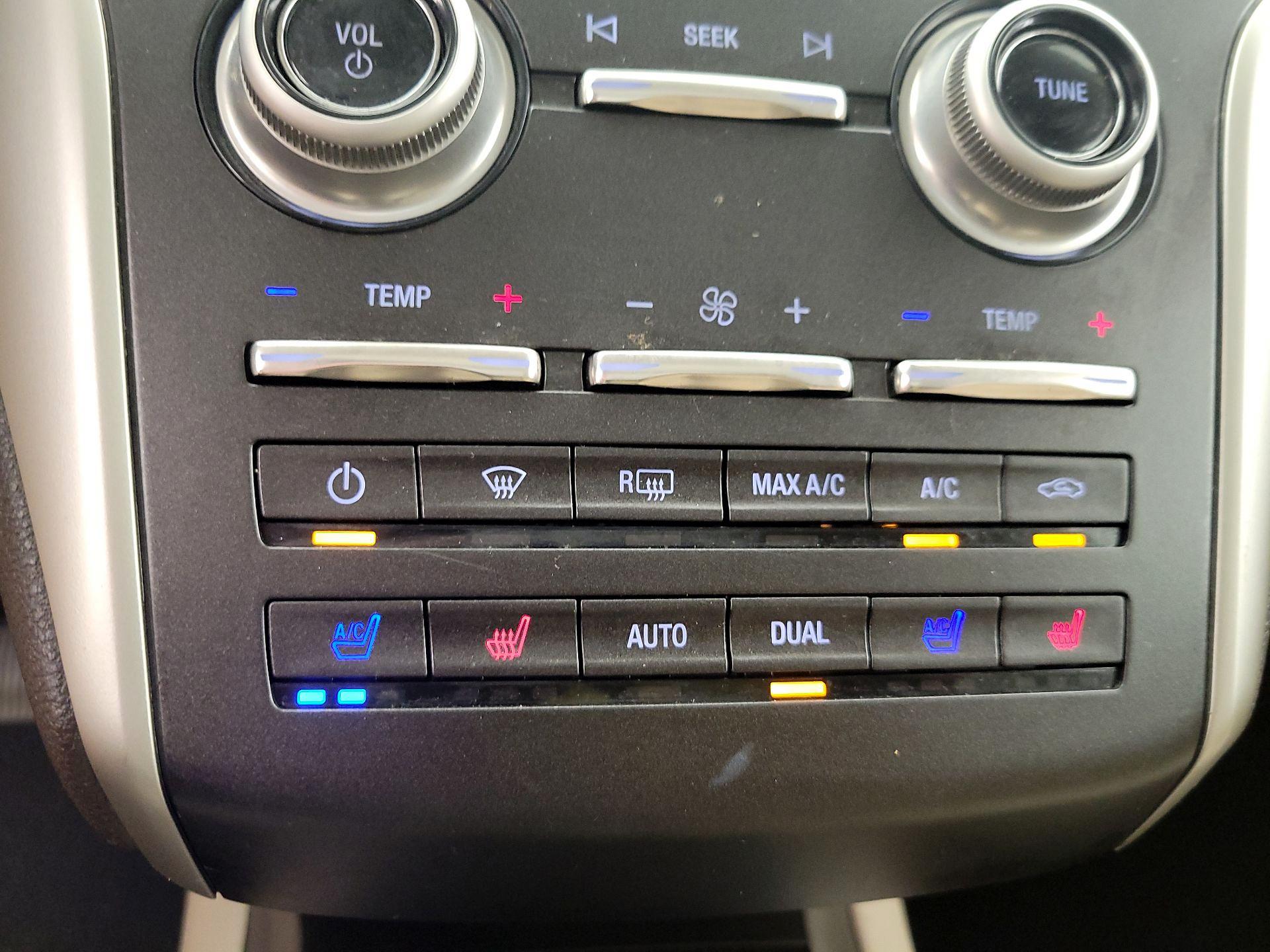 Thumbnail: 2017 Lincoln MKC - 17
