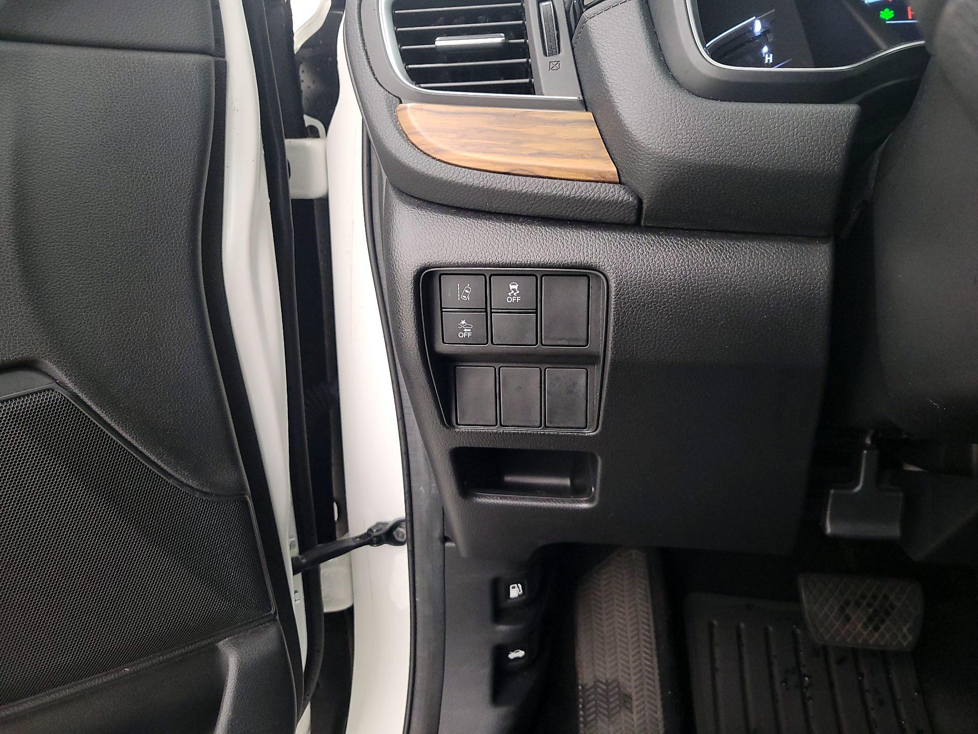Thumbnail: 2018 Honda CR-V - 13